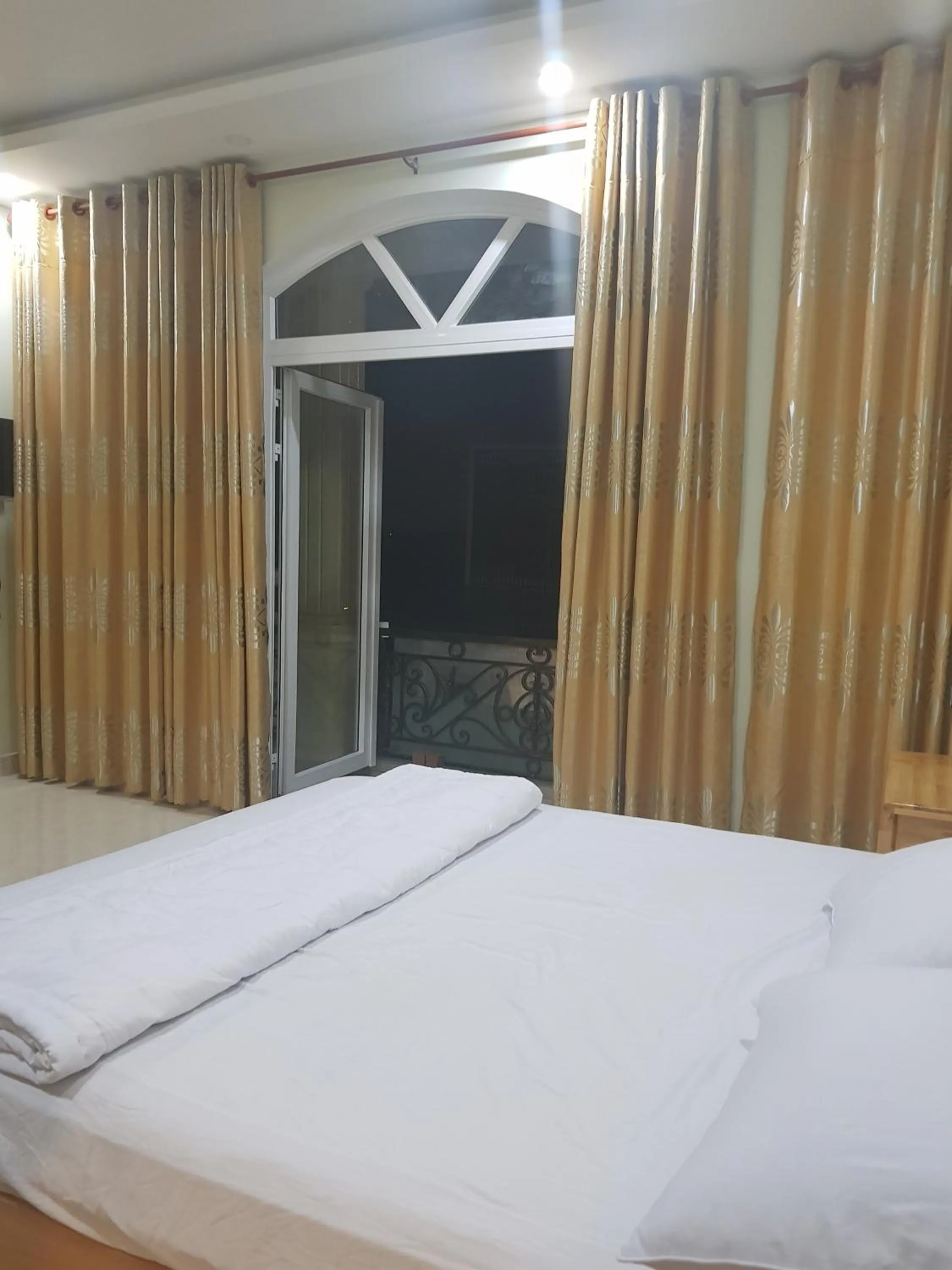 Bed in Hai Dang Hotel