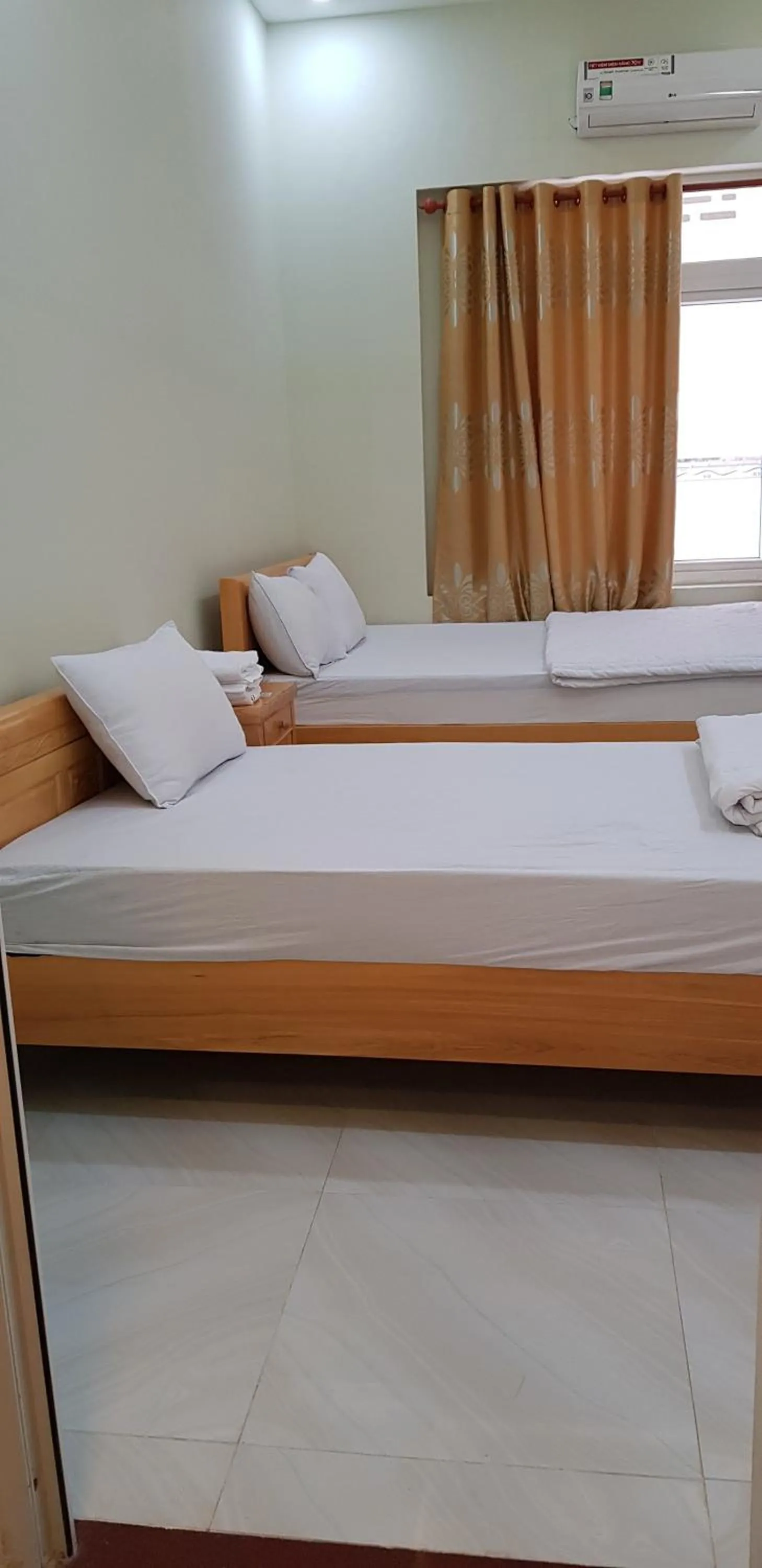 Bed in Hai Dang Hotel