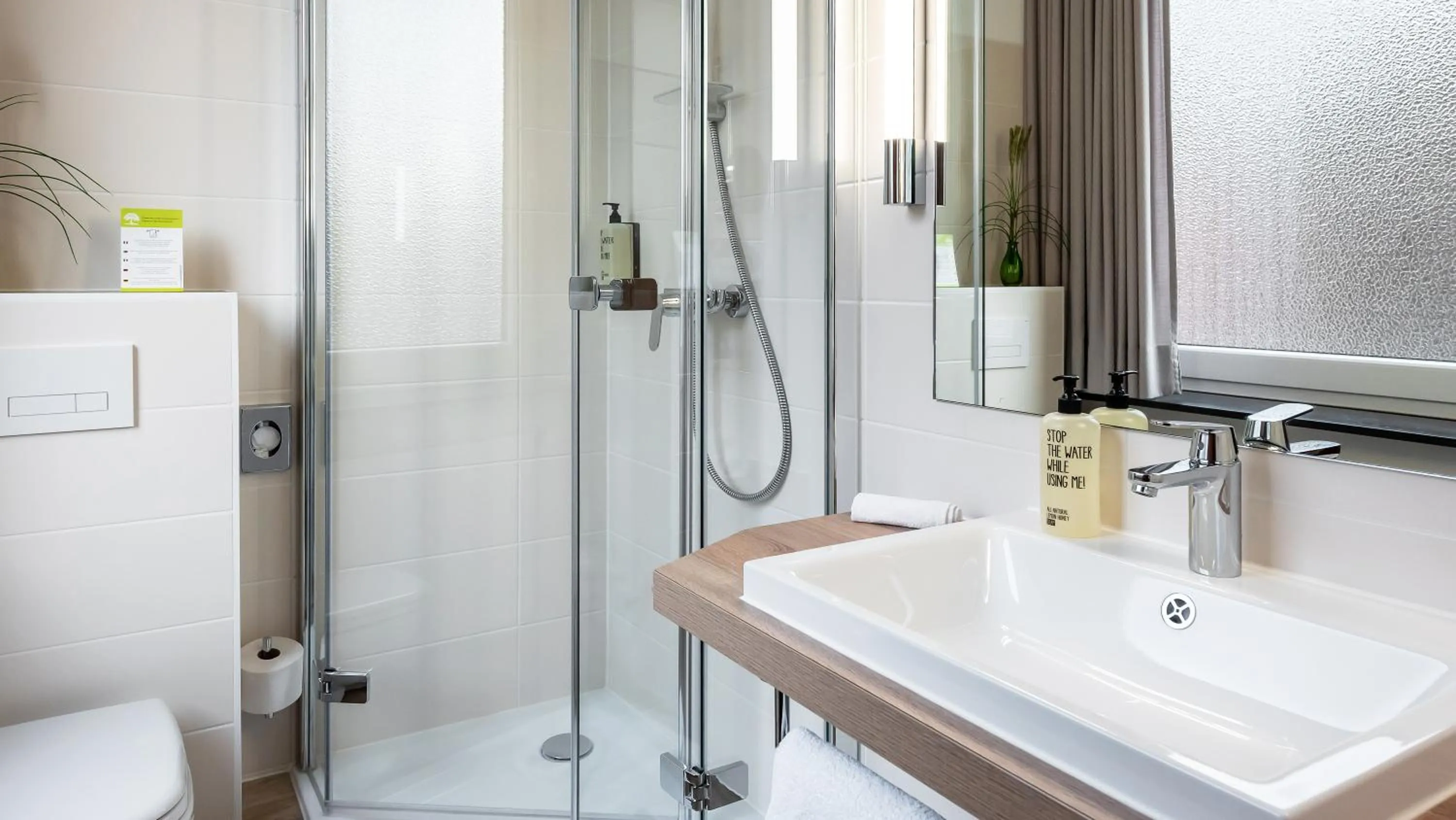 Bathroom in Hotel Am Stadtpark