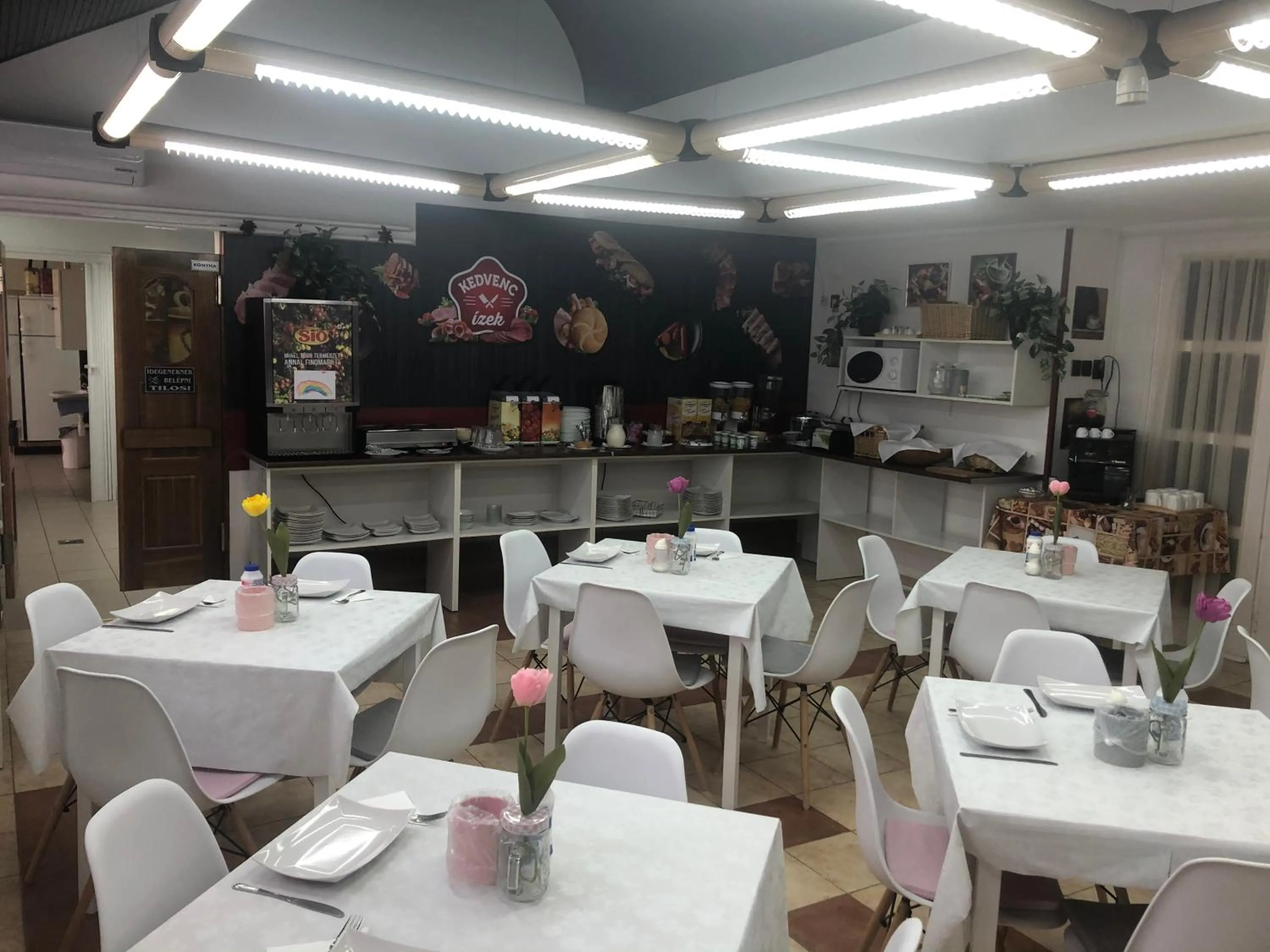 Restaurant/places to eat in Hőforrás Hotel