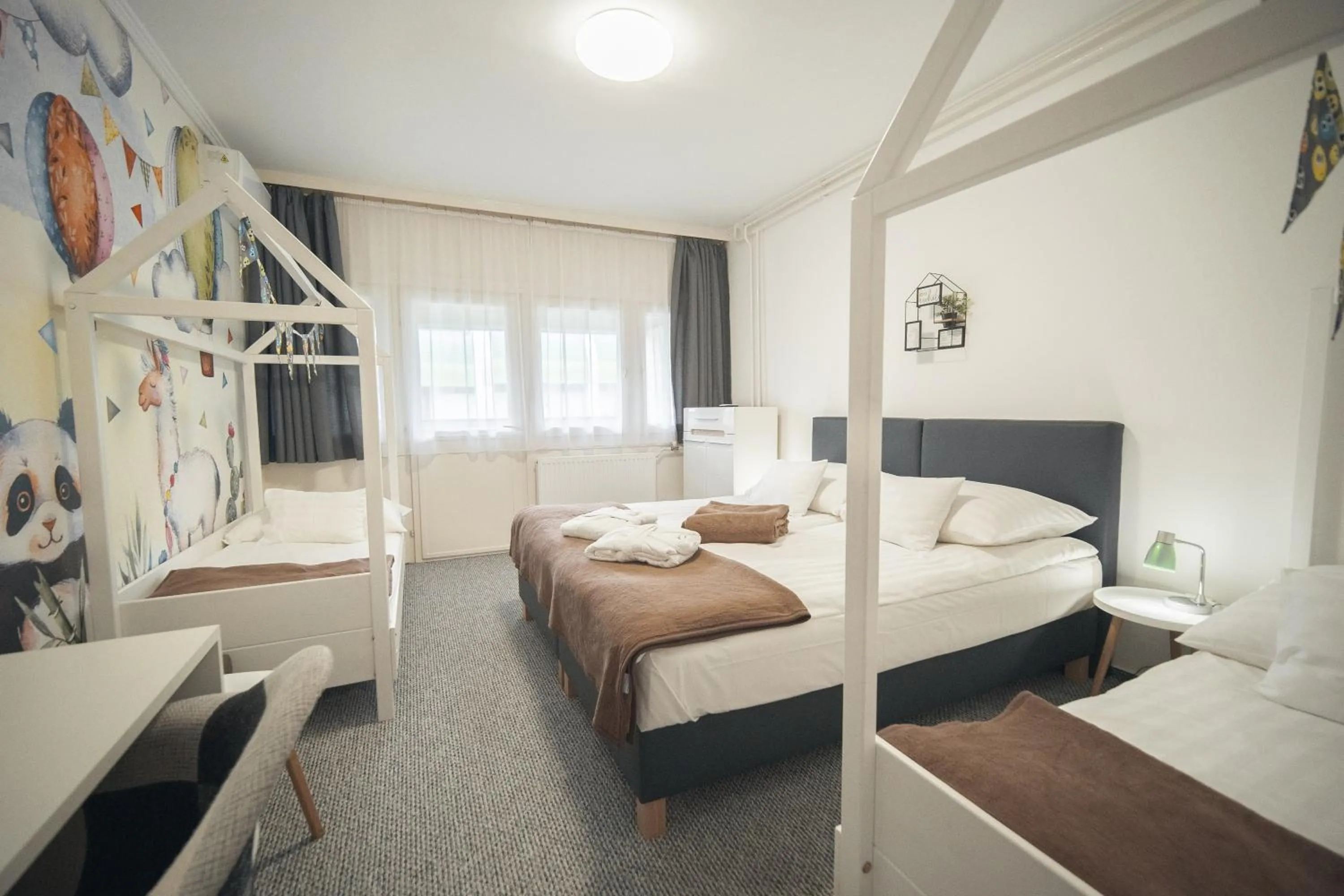 Bed in Hőforrás Hotel