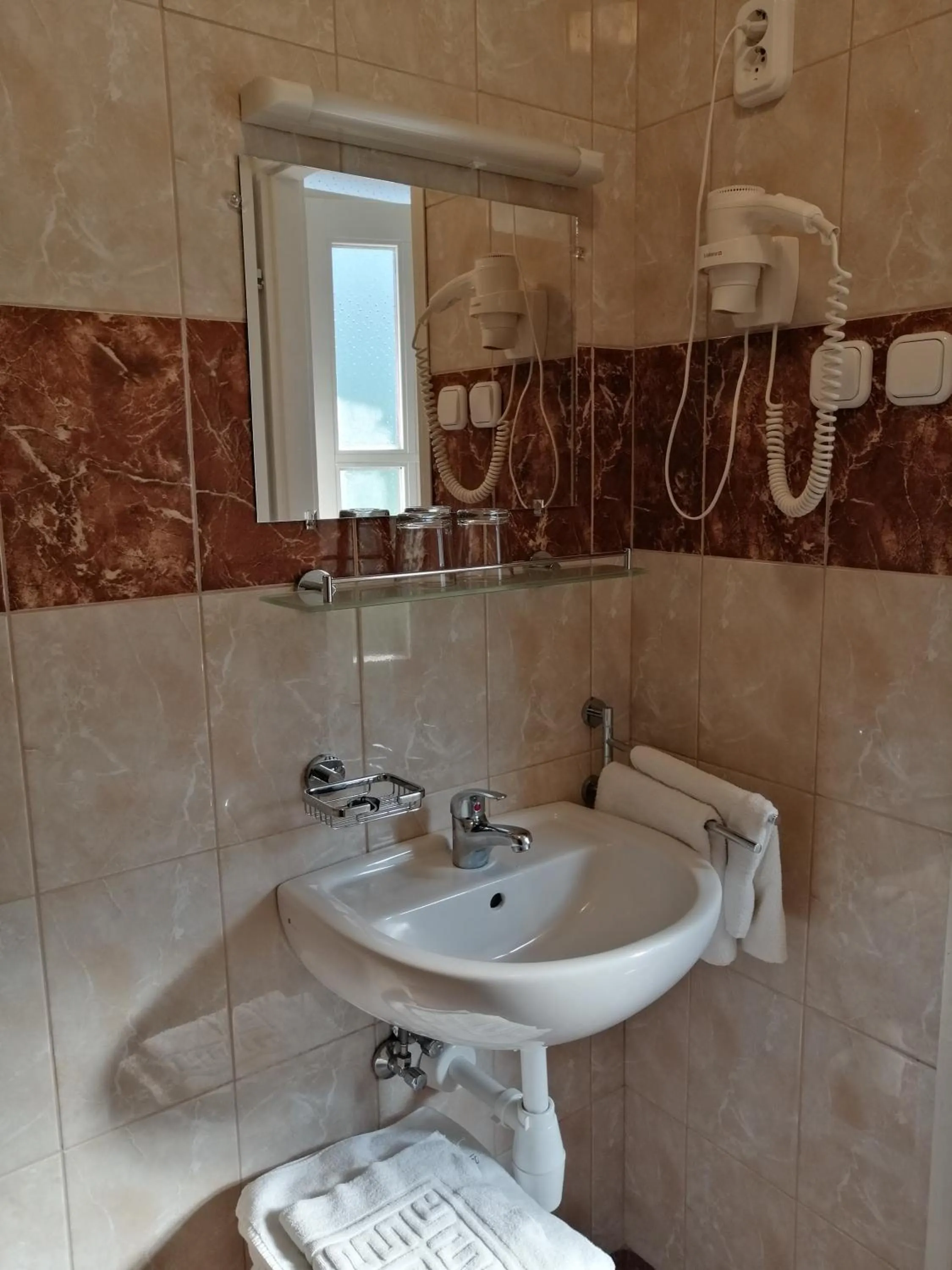 Bathroom in Hőforrás Hotel
