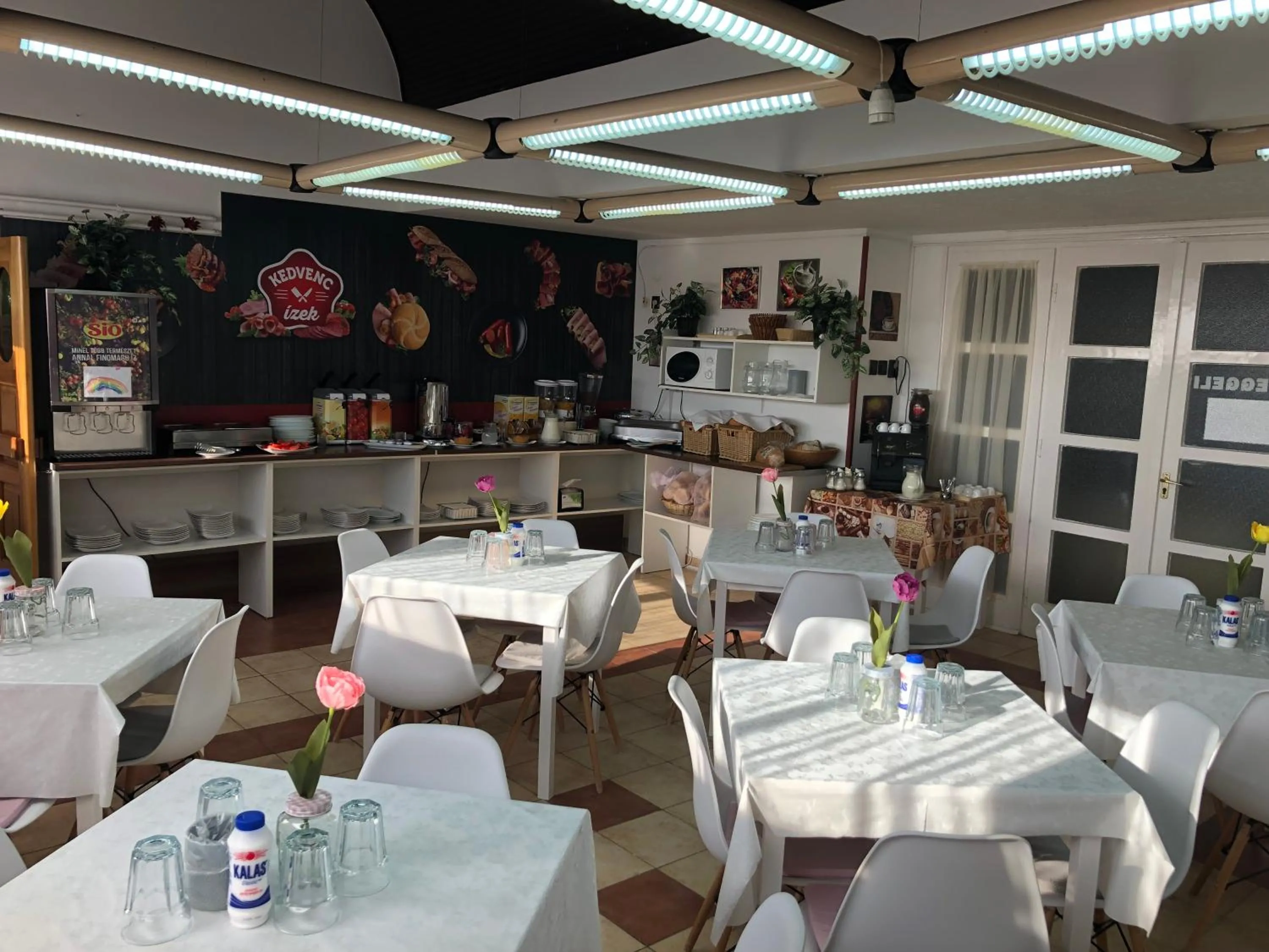 Restaurant/places to eat in Hőforrás Hotel