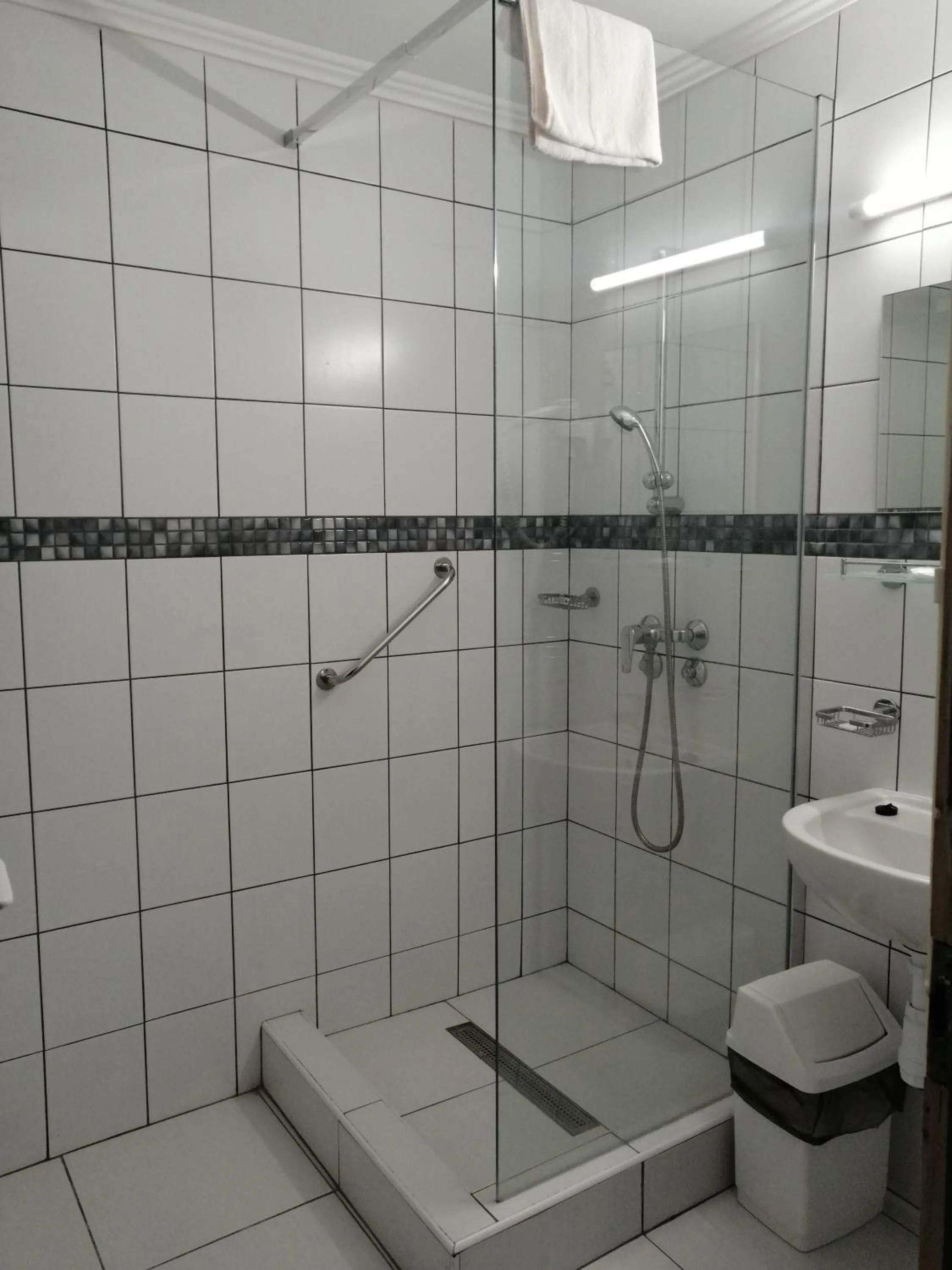 Bathroom in Hőforrás Hotel