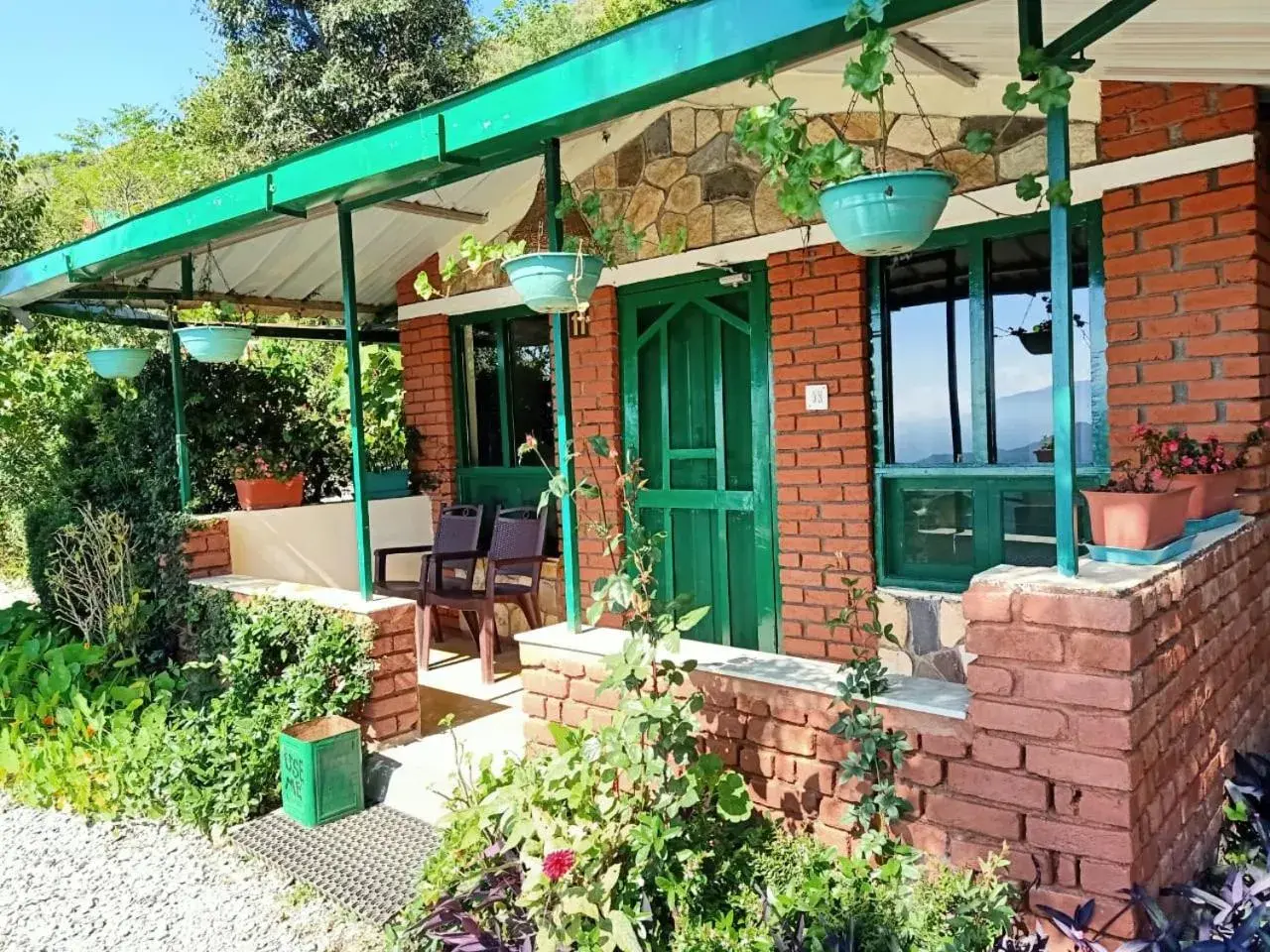 Facade/entrance in Room on the Roof, Viraatkhai-Chakrata, By Himalayan Eco Lodges Facade/entrance in Room on the Roof, Viraatkhai-Chakrata, By Himalayan Eco Lodges