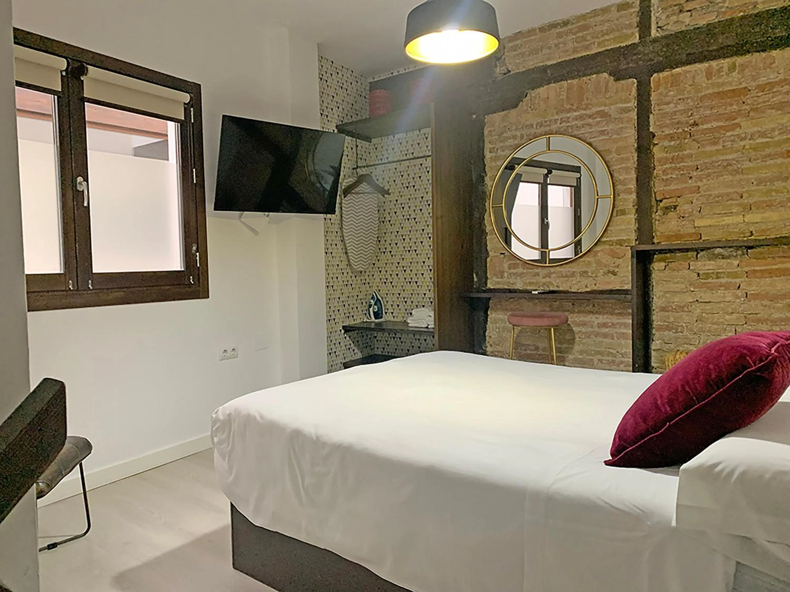 Bedroom, Bed in Apartamentos Real Suites Realejo 3000