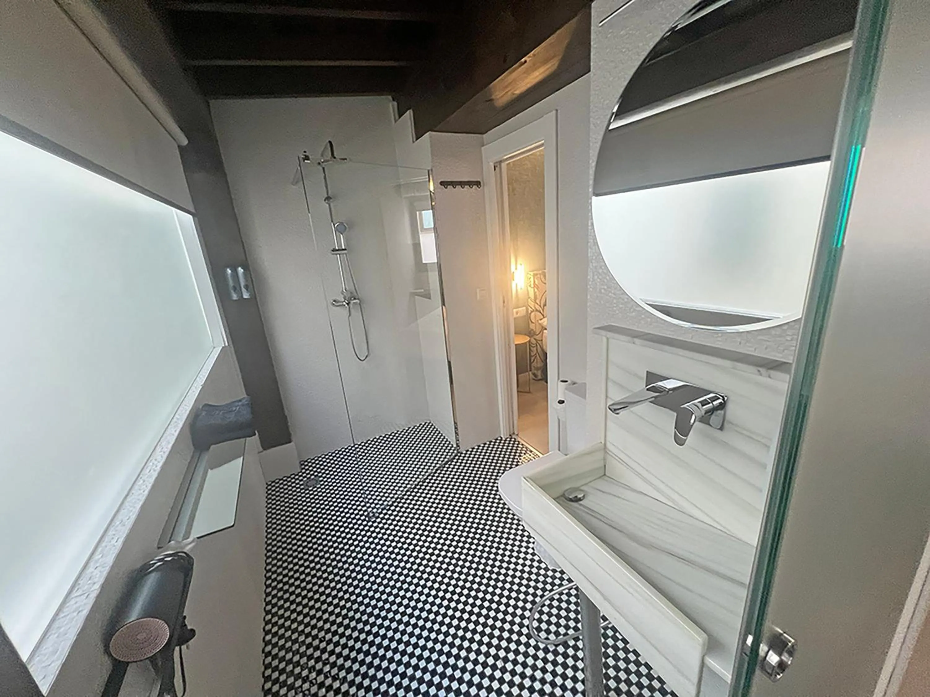 Bathroom in Apartamentos Real Suites Realejo 3000