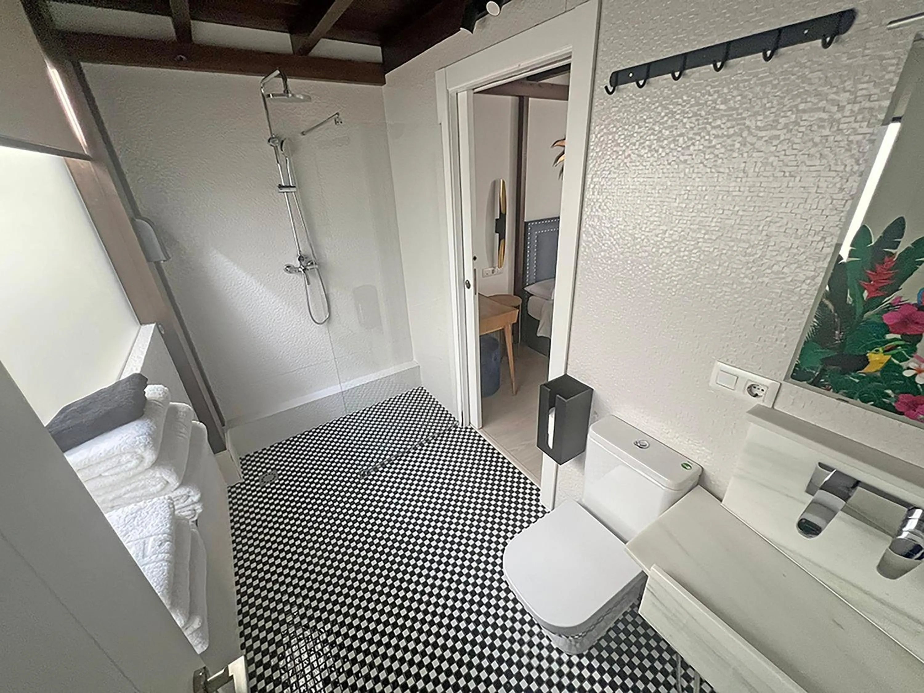 Bathroom in Apartamentos Real Suites Realejo 3000