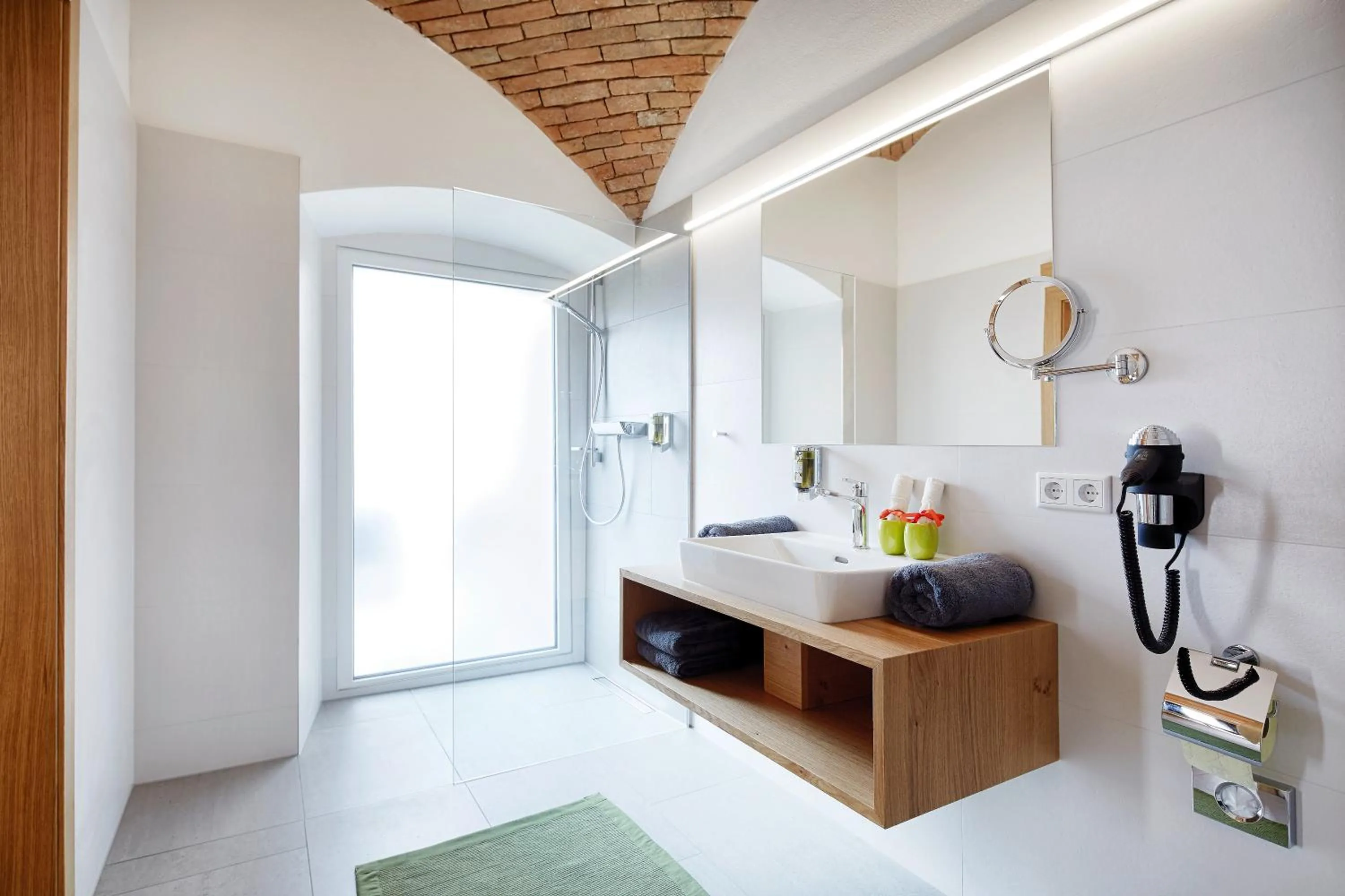 Bathroom in Brucknergut