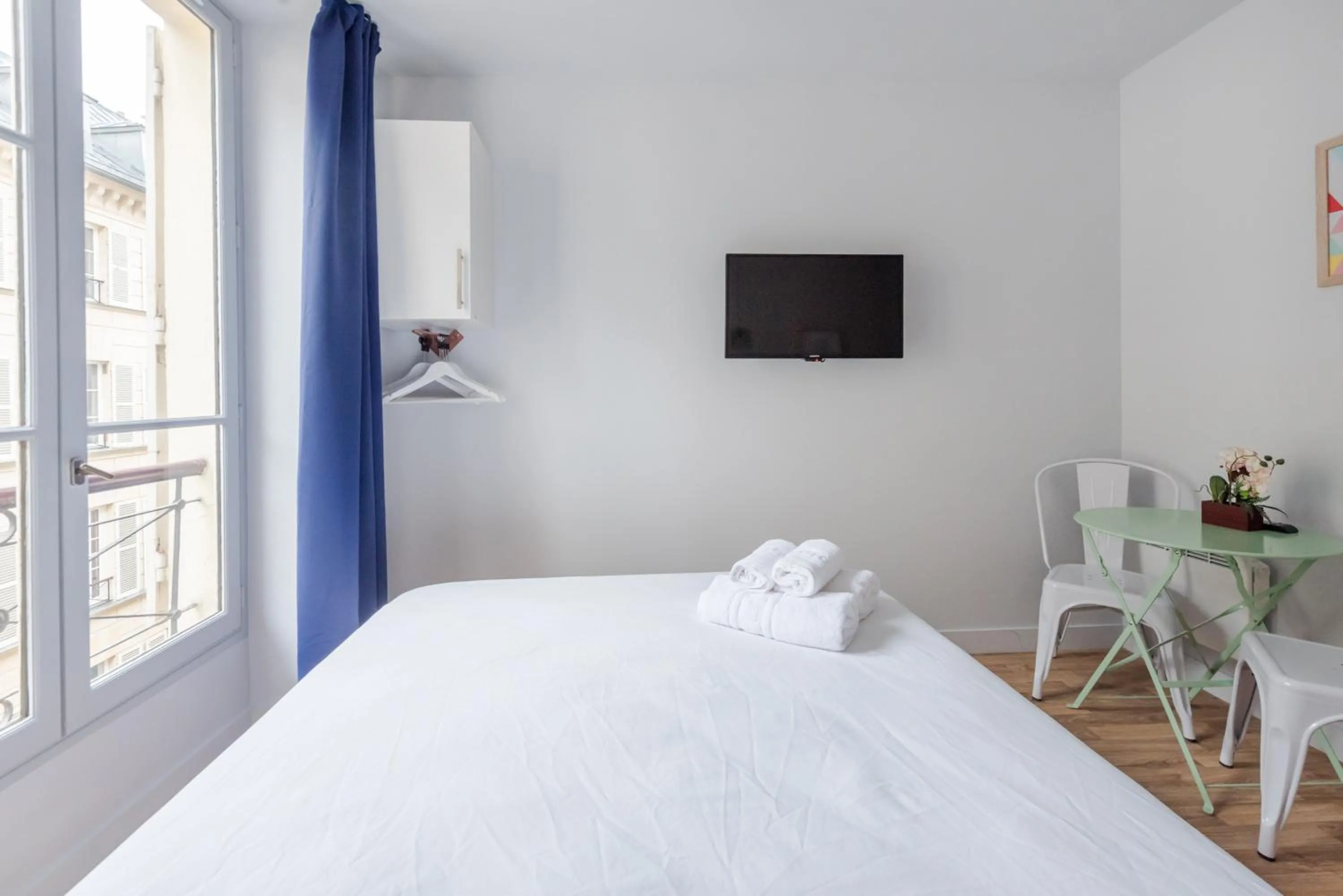 Bed in WS Opéra - Galeries Lafayette