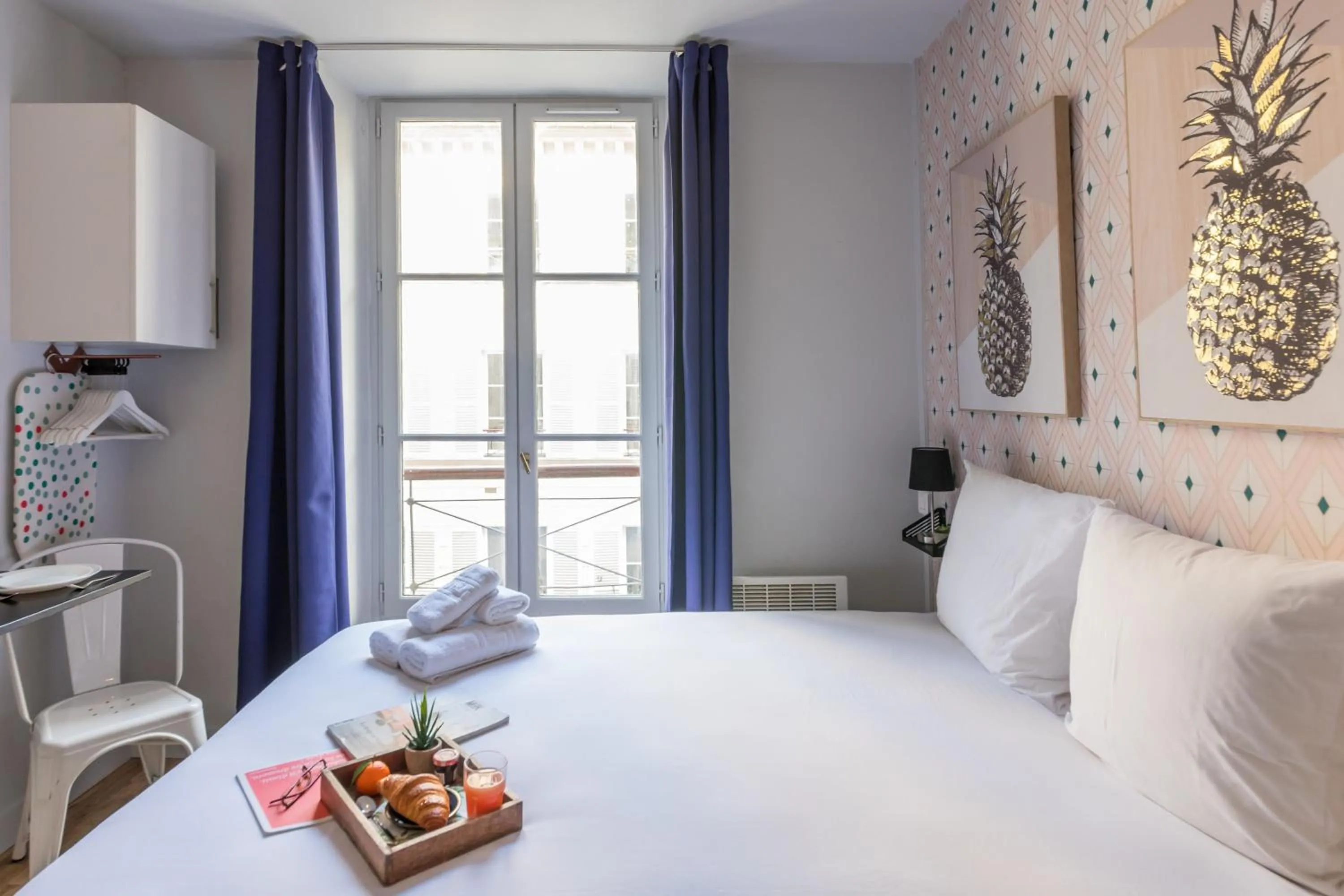 Bed in WS Opéra - Galeries Lafayette