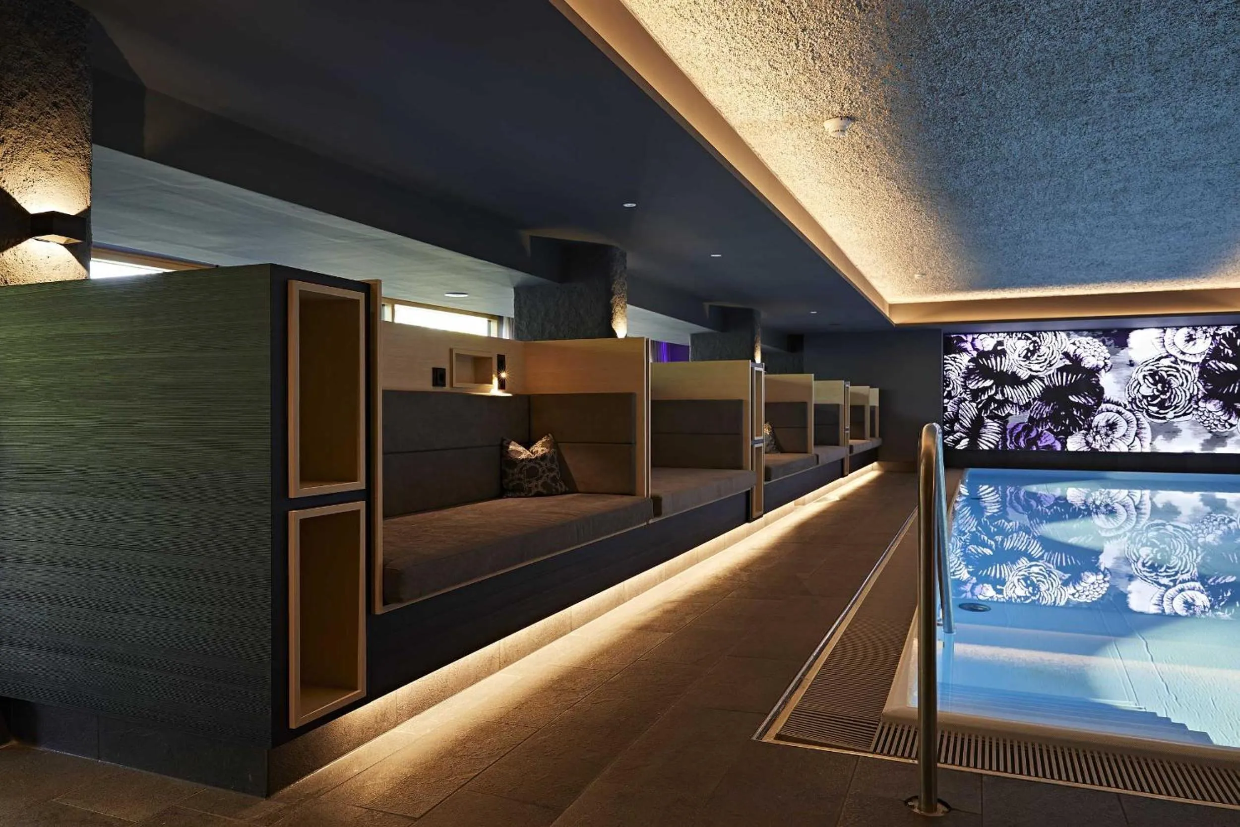 Swimming pool in Hotel Rosenstock - Erwachsenenhotel - Adults only 15 plus