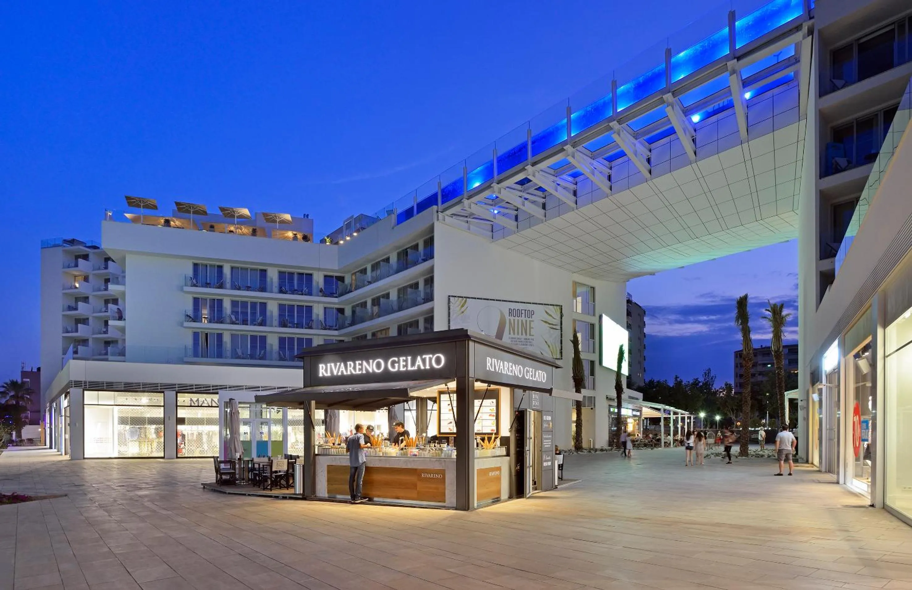 Restaurant/places to eat in INNSiDE by Meliá Calviá Beach