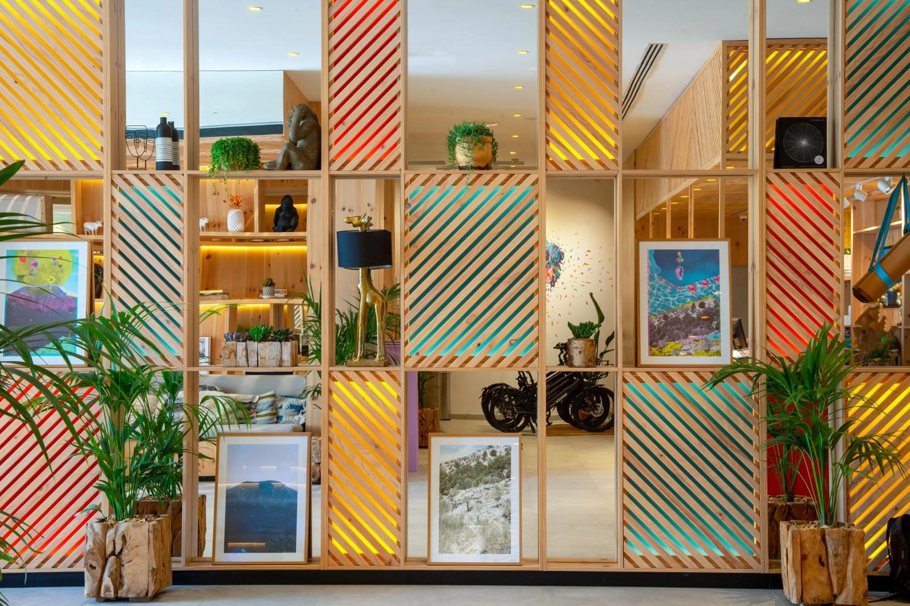 Lobby or reception in INNSiDE by Meliá Calviá Beach