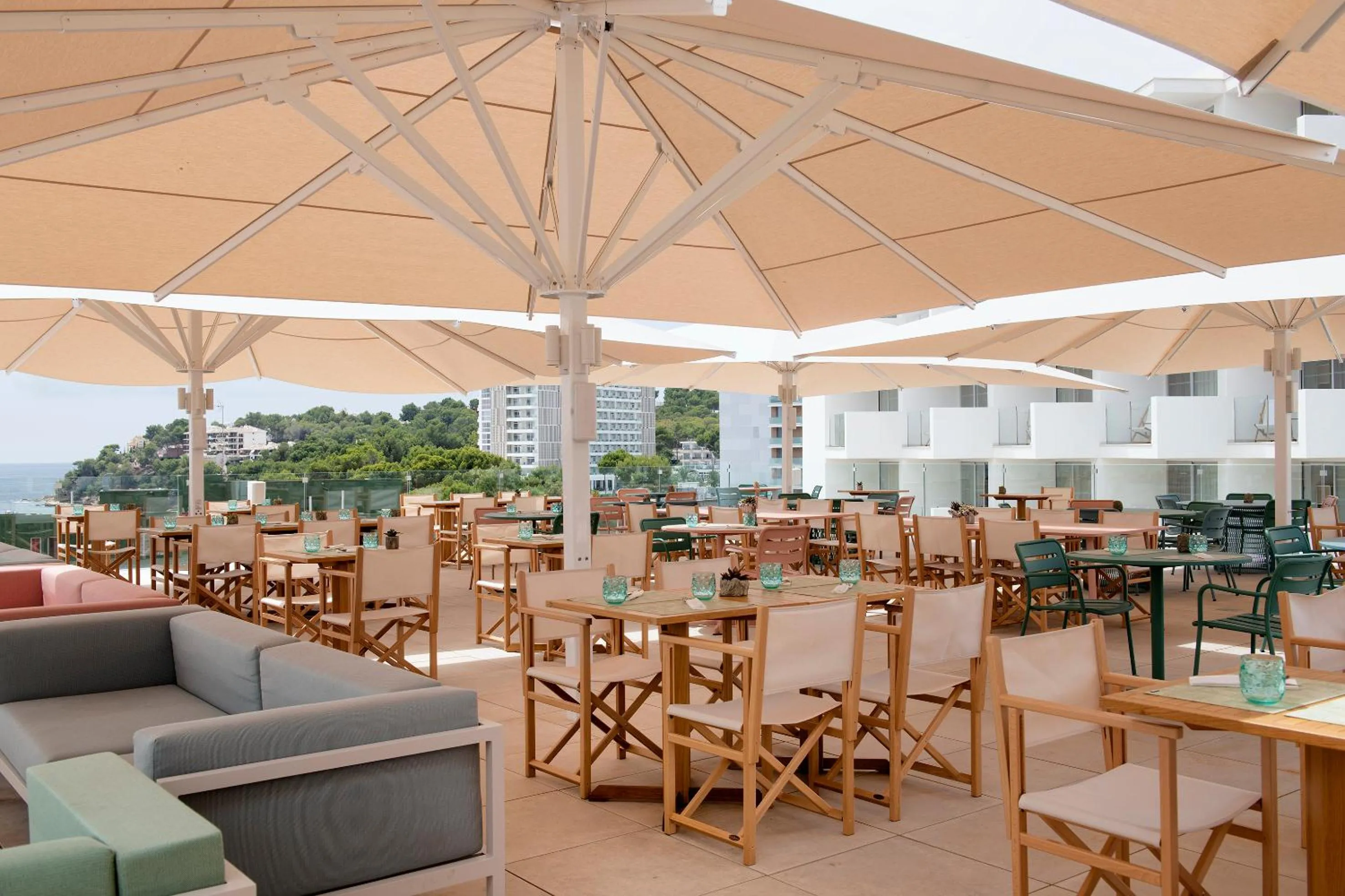 Restaurant/places to eat in INNSiDE by Meliá Calviá Beach