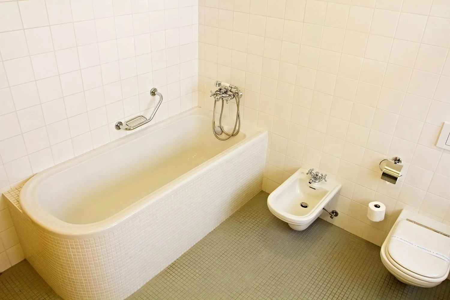 Bathroom in Hotel DAP