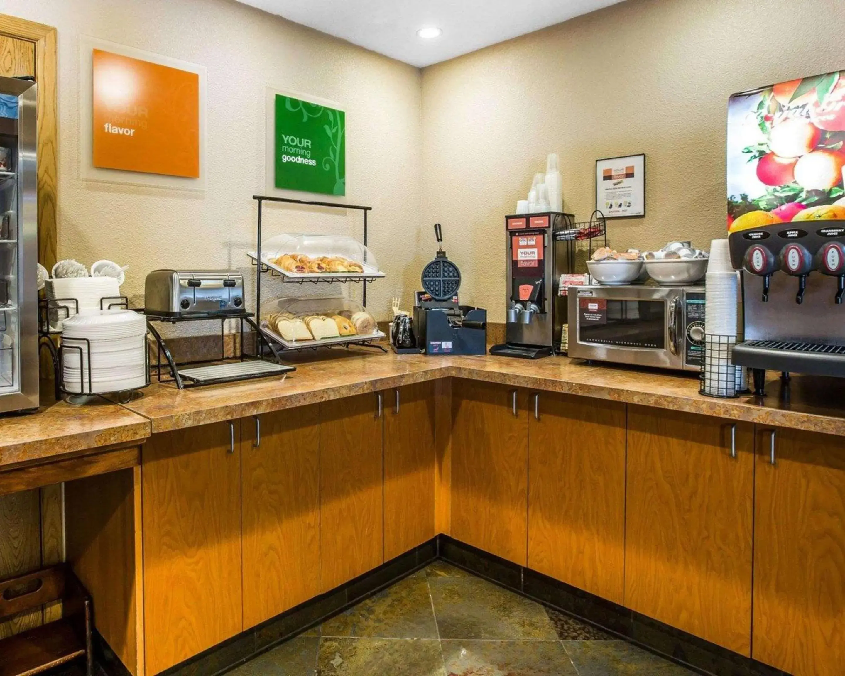 Restaurant/places to eat in Quality Inn Lone Pine near Mount Whitney Restaurant/places to eat in Quality Inn Lone Pine near Mount Whitney