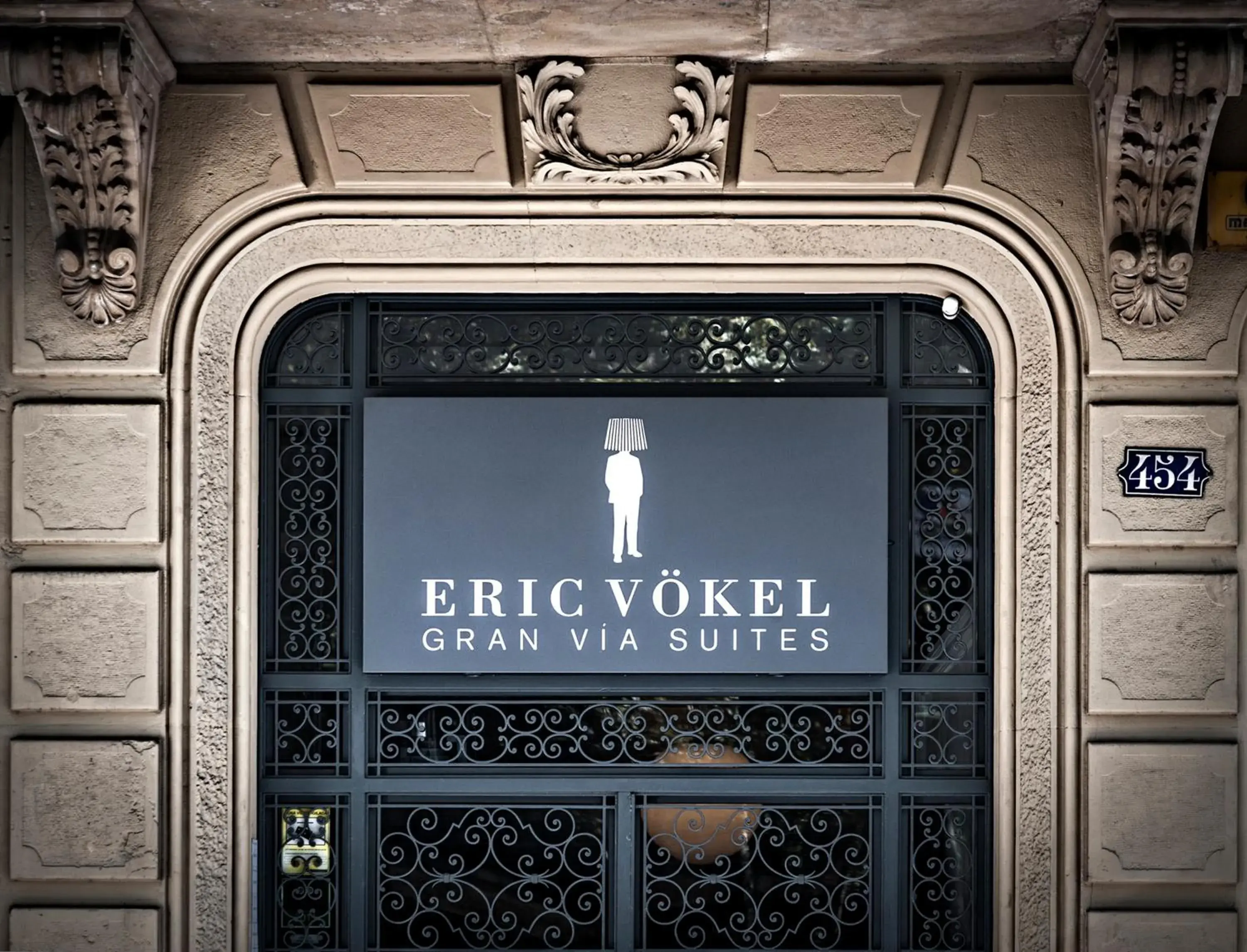 Facade/entrance in Eric Vökel Boutique Apartments - Gran Vía Suites Facade/entrance in Eric Vökel Boutique Apartments - Gran Vía Suites