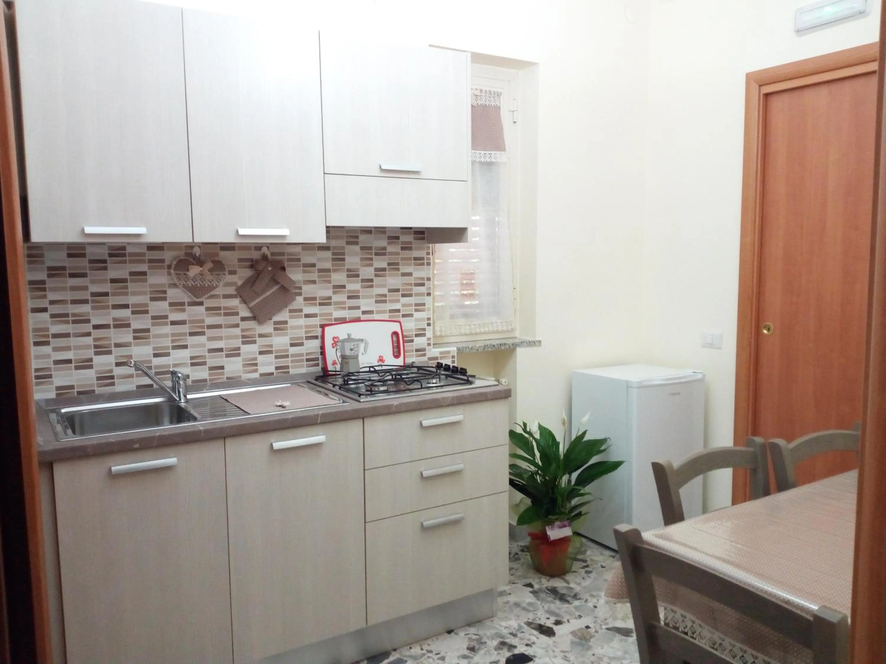 Kitchen or kitchenette in Green Garden