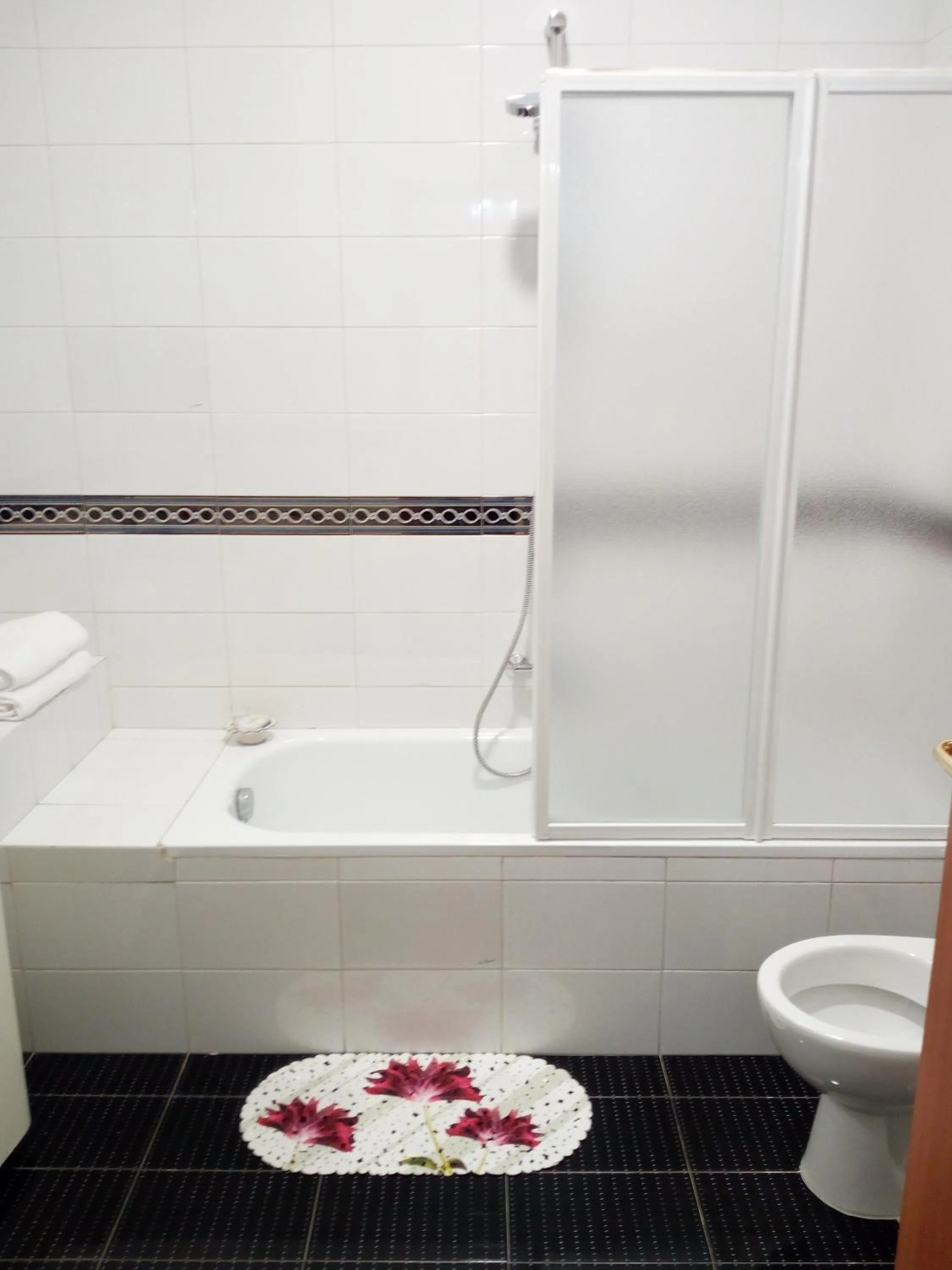 Bathroom in Green Garden