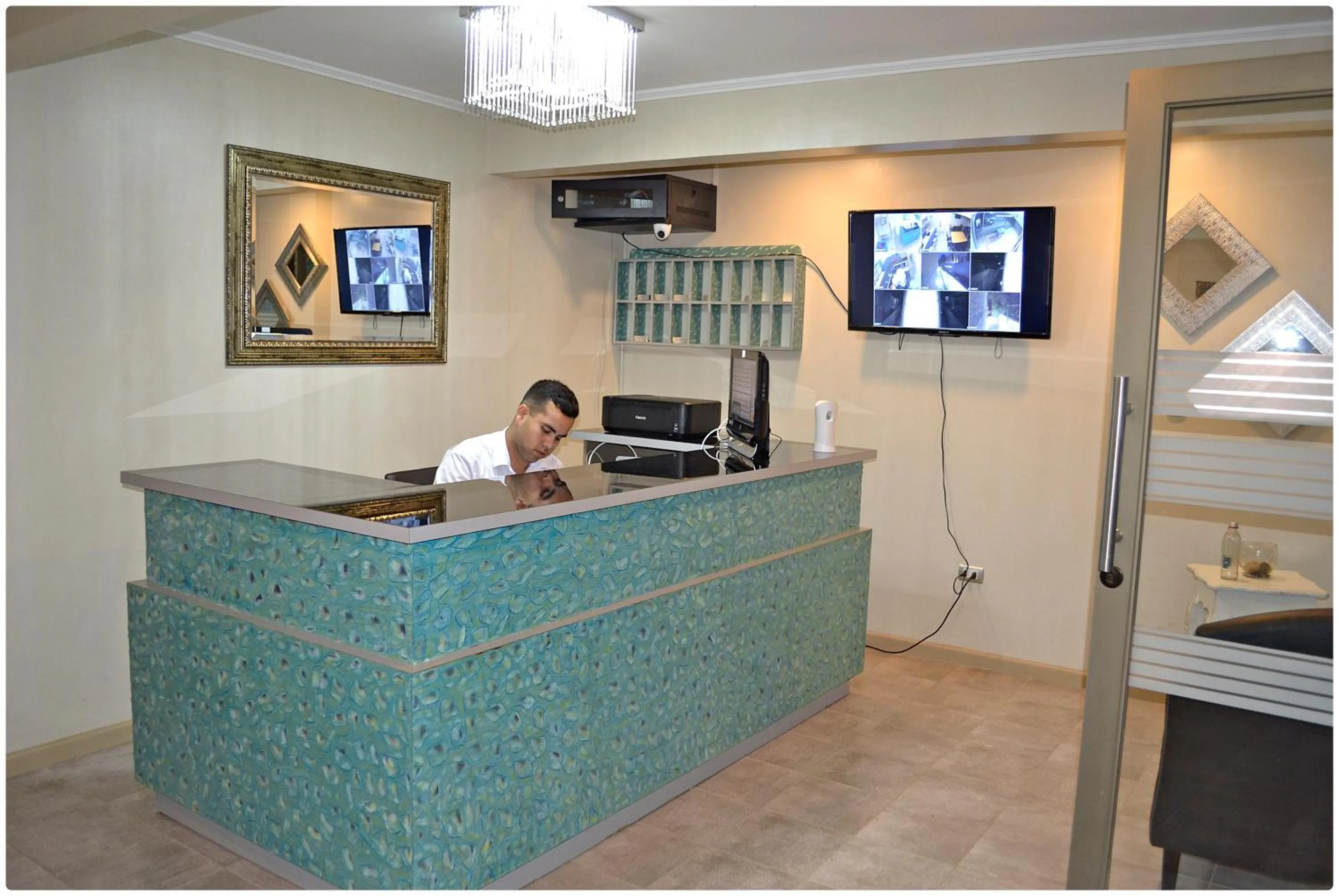 Hotel Herencia