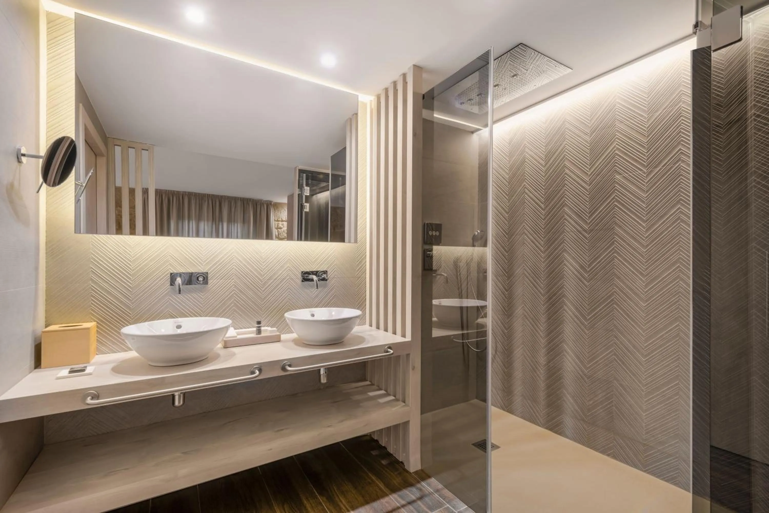 Bathroom in Palacio Tondón, La Rioja Brinas, Autograph Collection