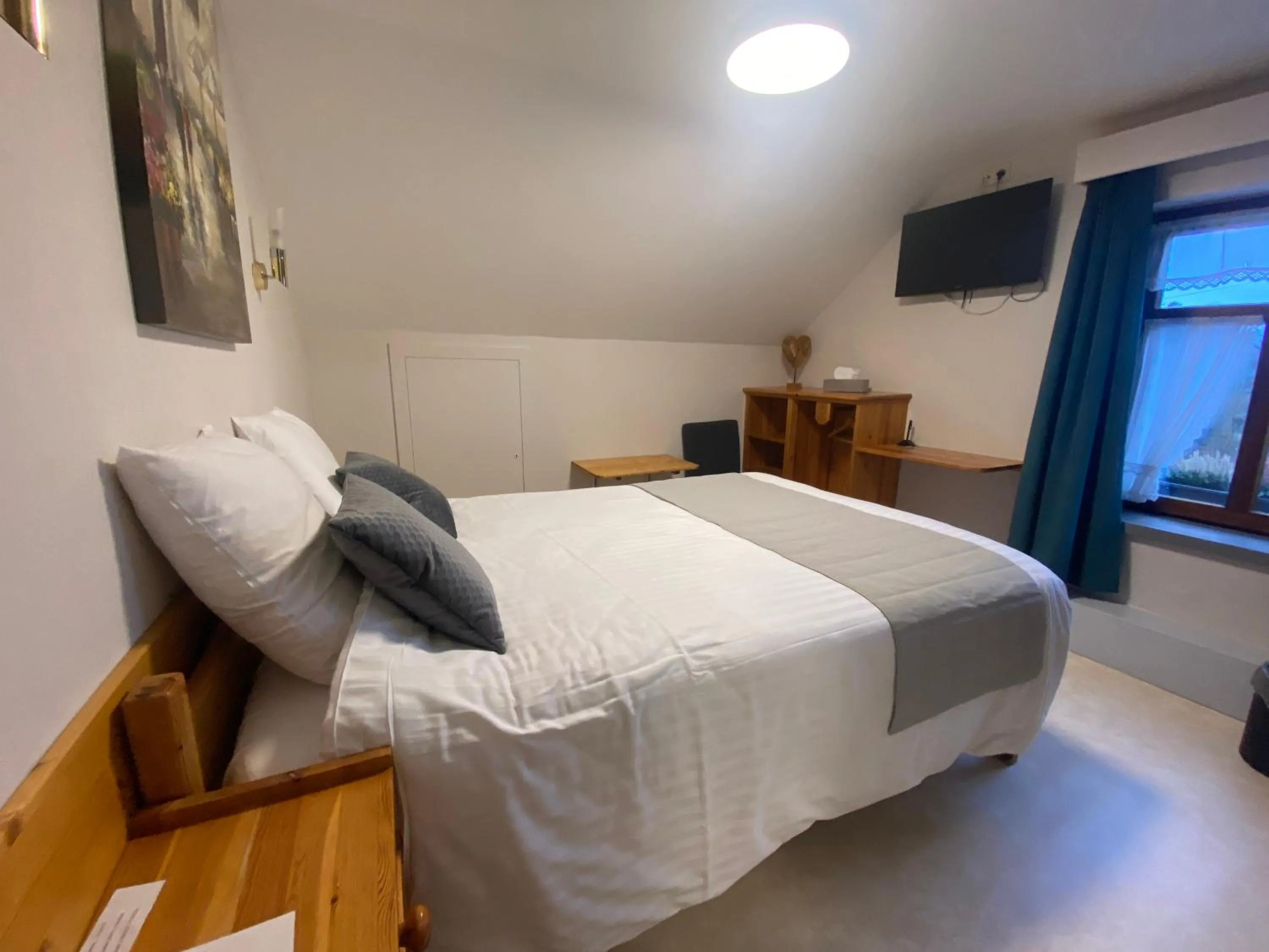 Single Room - single occupancy in Hotel Beau Site