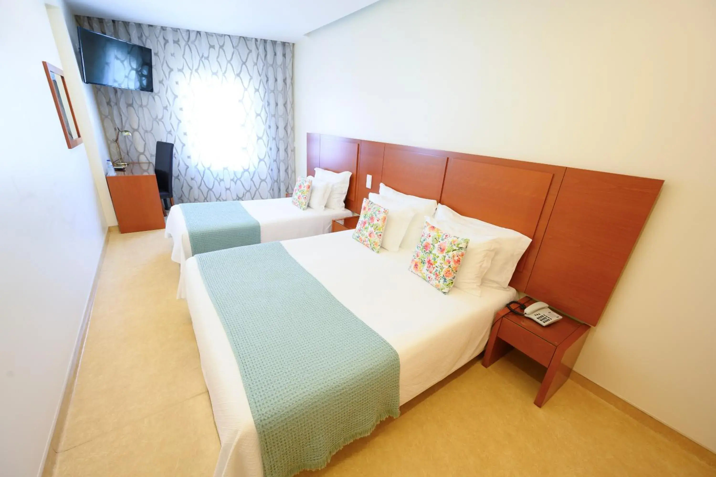 Triple Room with Private Bathroom in Hospedaria Recomeçar Triple Room with Private Bathroom in Hospedaria Recomeçar