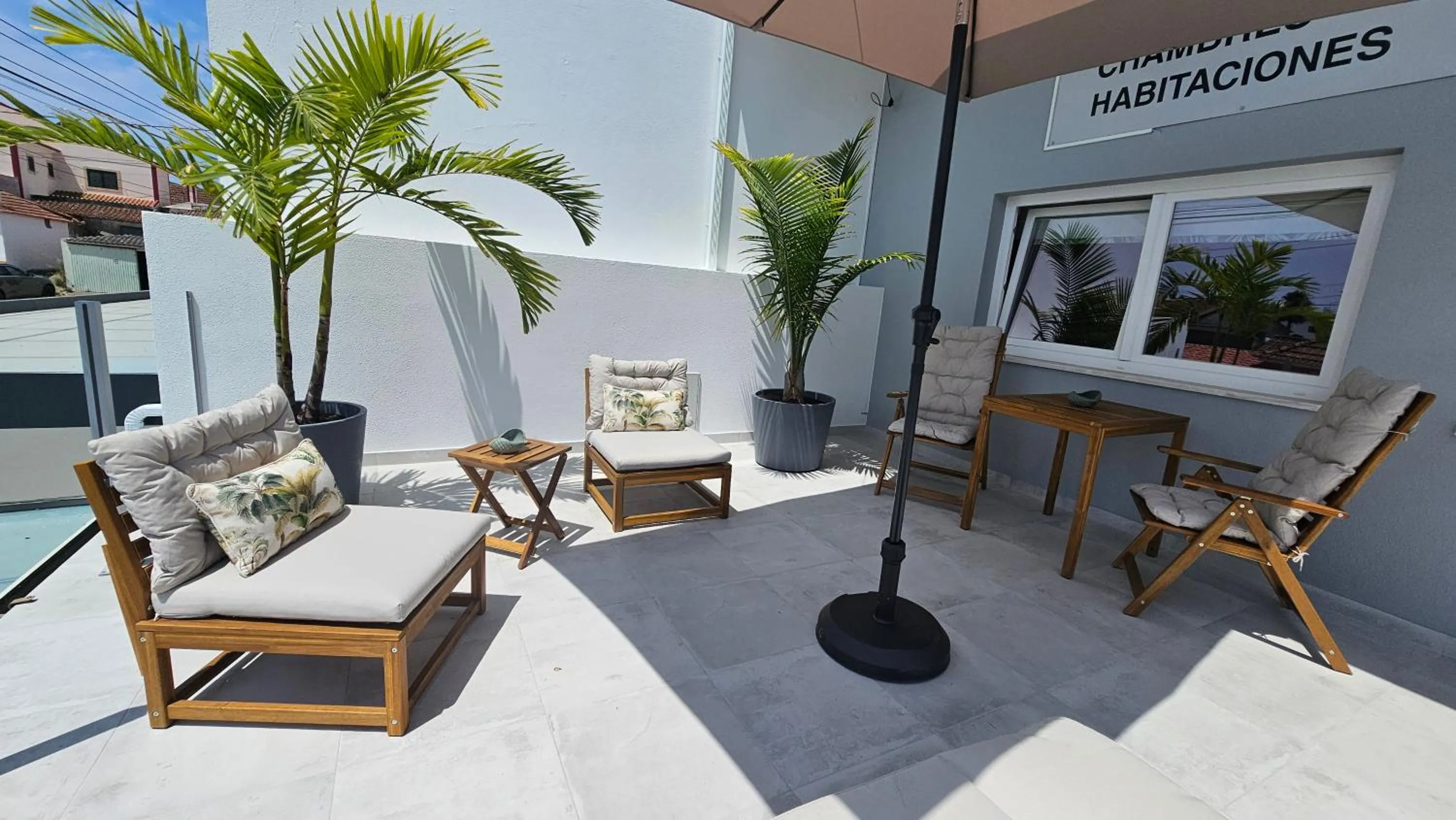 Property building in Hospedaria Recomeçar