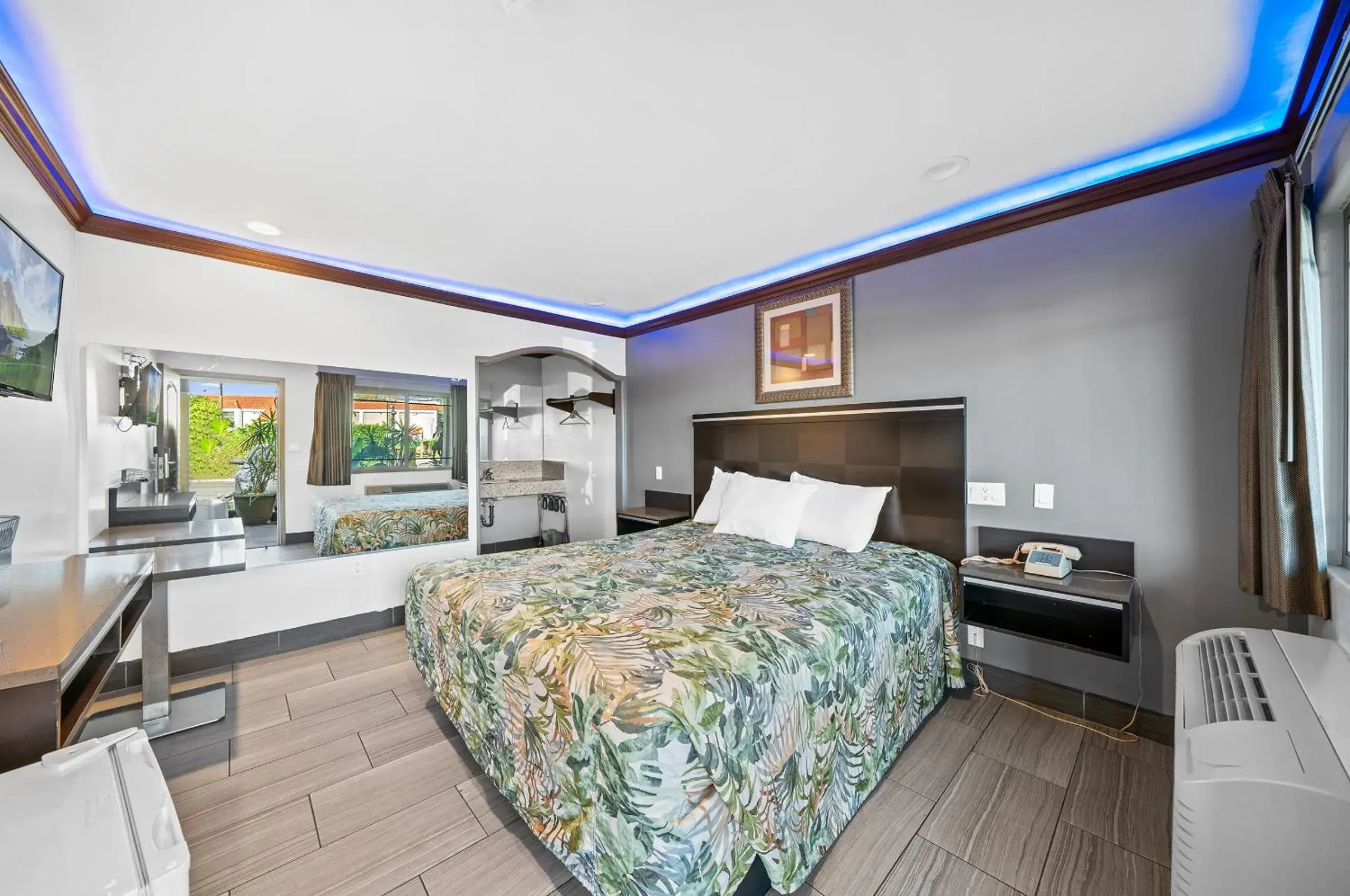 Bed in Starlight Inn South El Monte Bed in Starlight Inn South El Monte