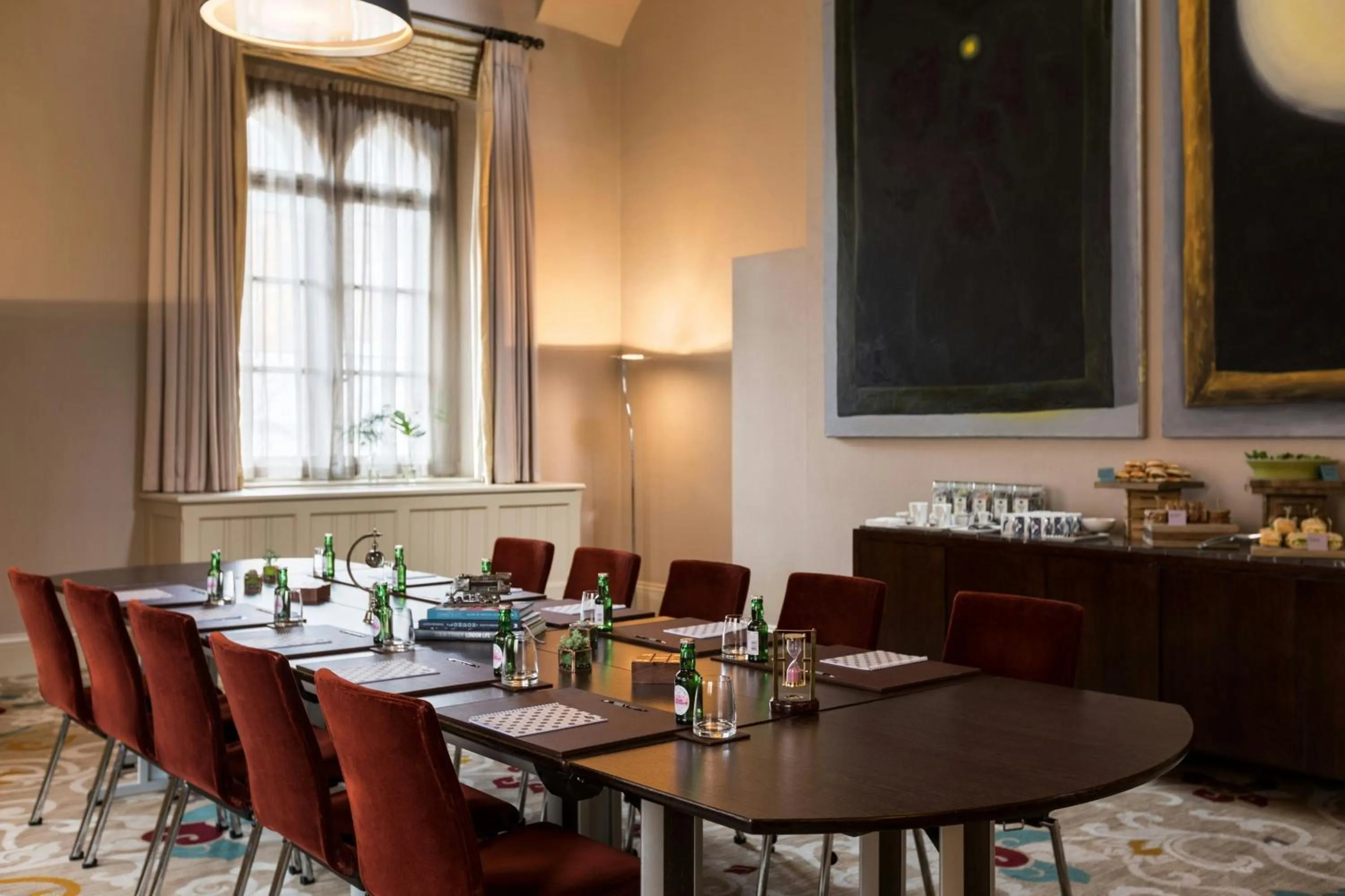 Meeting/conference room in St Pancras London, Autograph Collection
