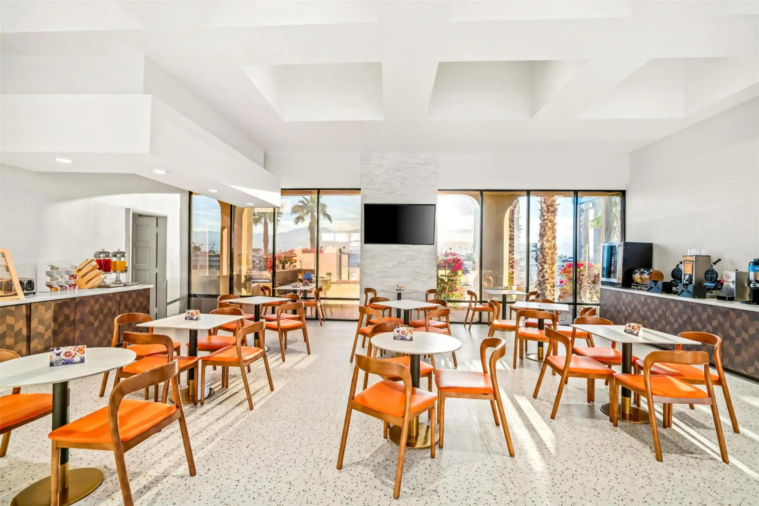 Restaurant/places to eat in Signature Indio I-10 Coachella Valley by Sonesta Restaurant/places to eat in Signature Indio I-10 Coachella Valley by Sonesta