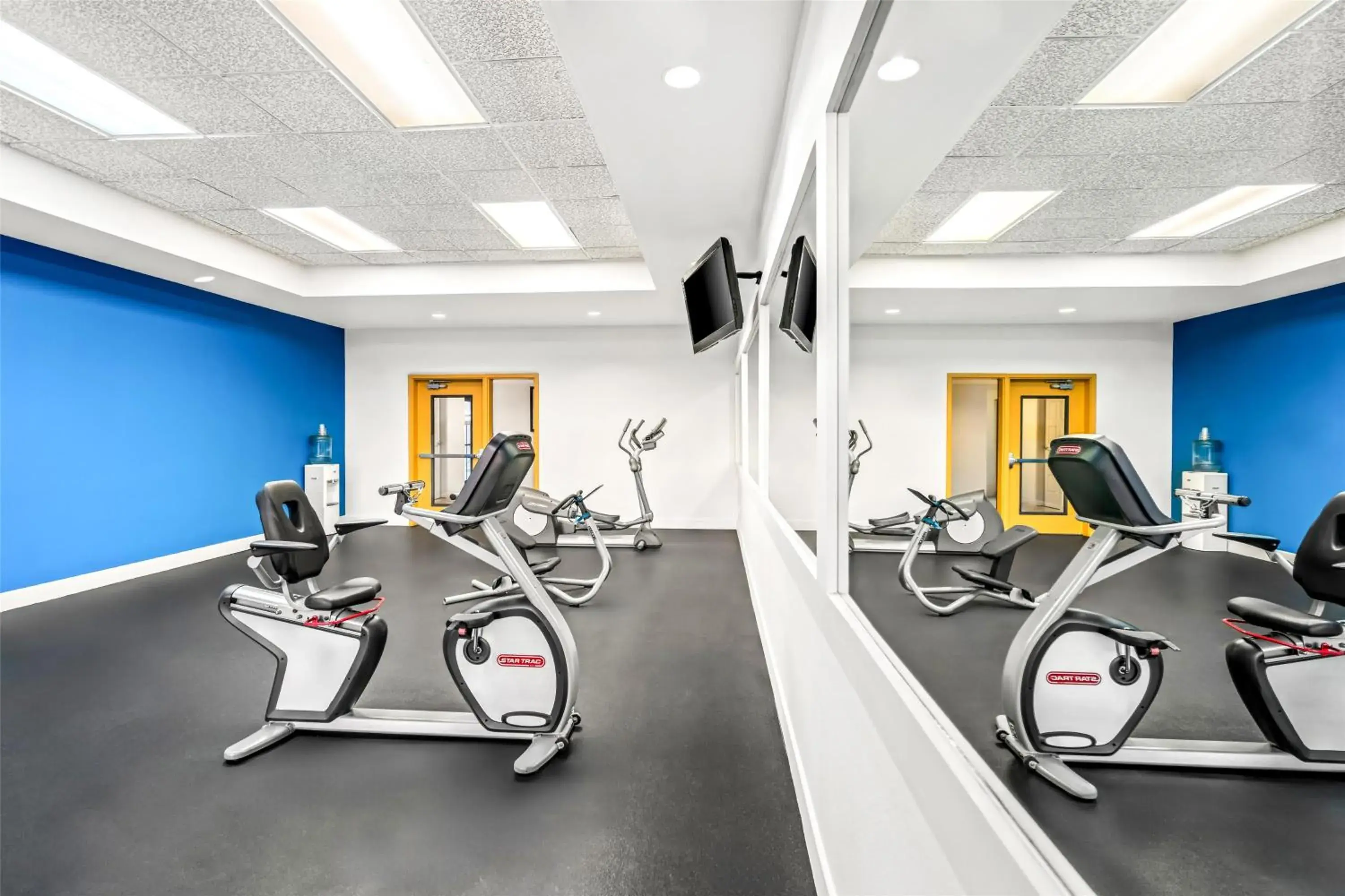 Fitness centre/facilities in Signature Indio I-10 Coachella Valley by Sonesta Fitness centre/facilities in Signature Indio I-10 Coachella Valley by Sonesta