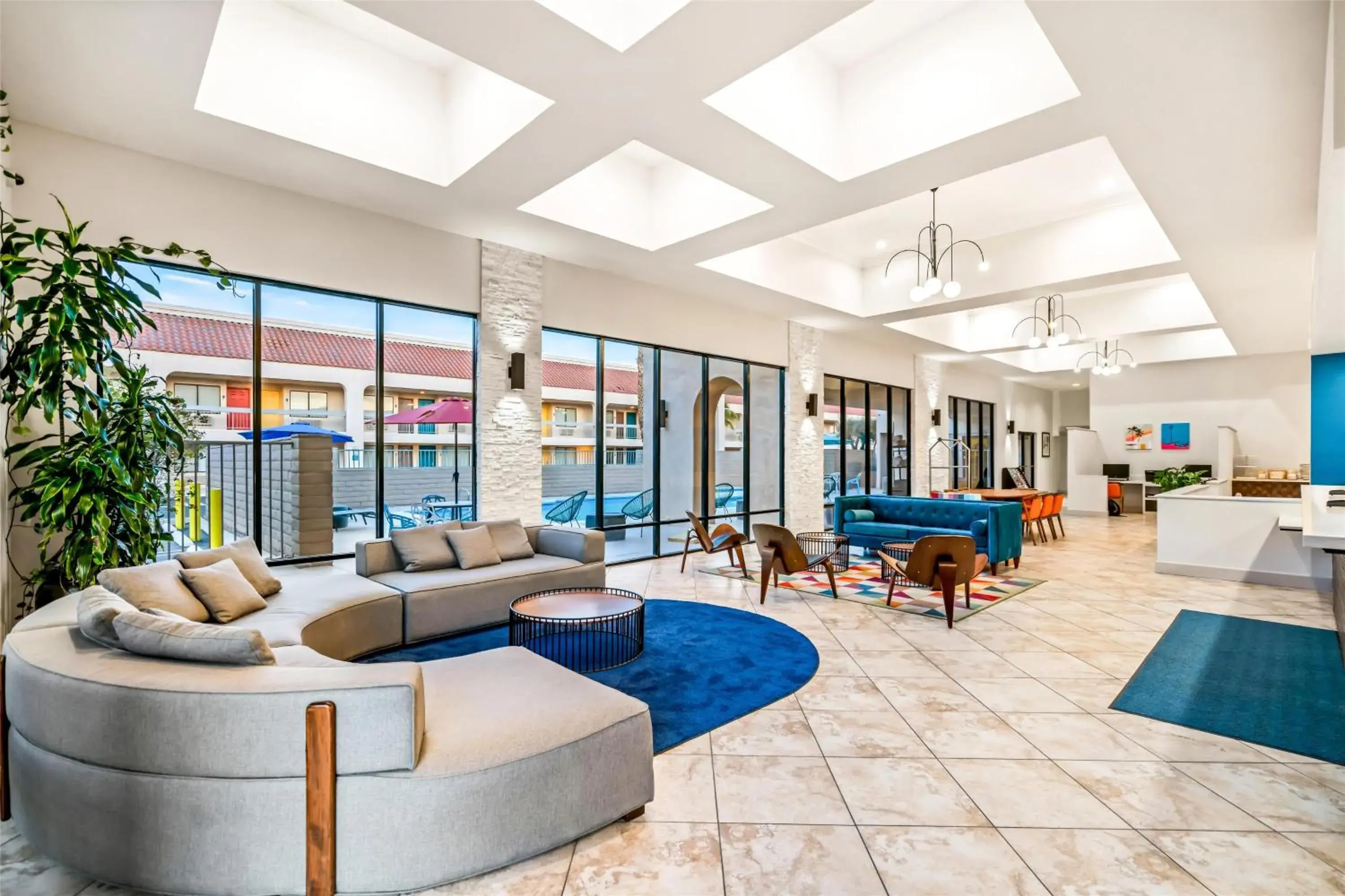 Lobby or reception in Signature Indio I-10 Coachella Valley by Sonesta Lobby or reception in Signature Indio I-10 Coachella Valley by Sonesta