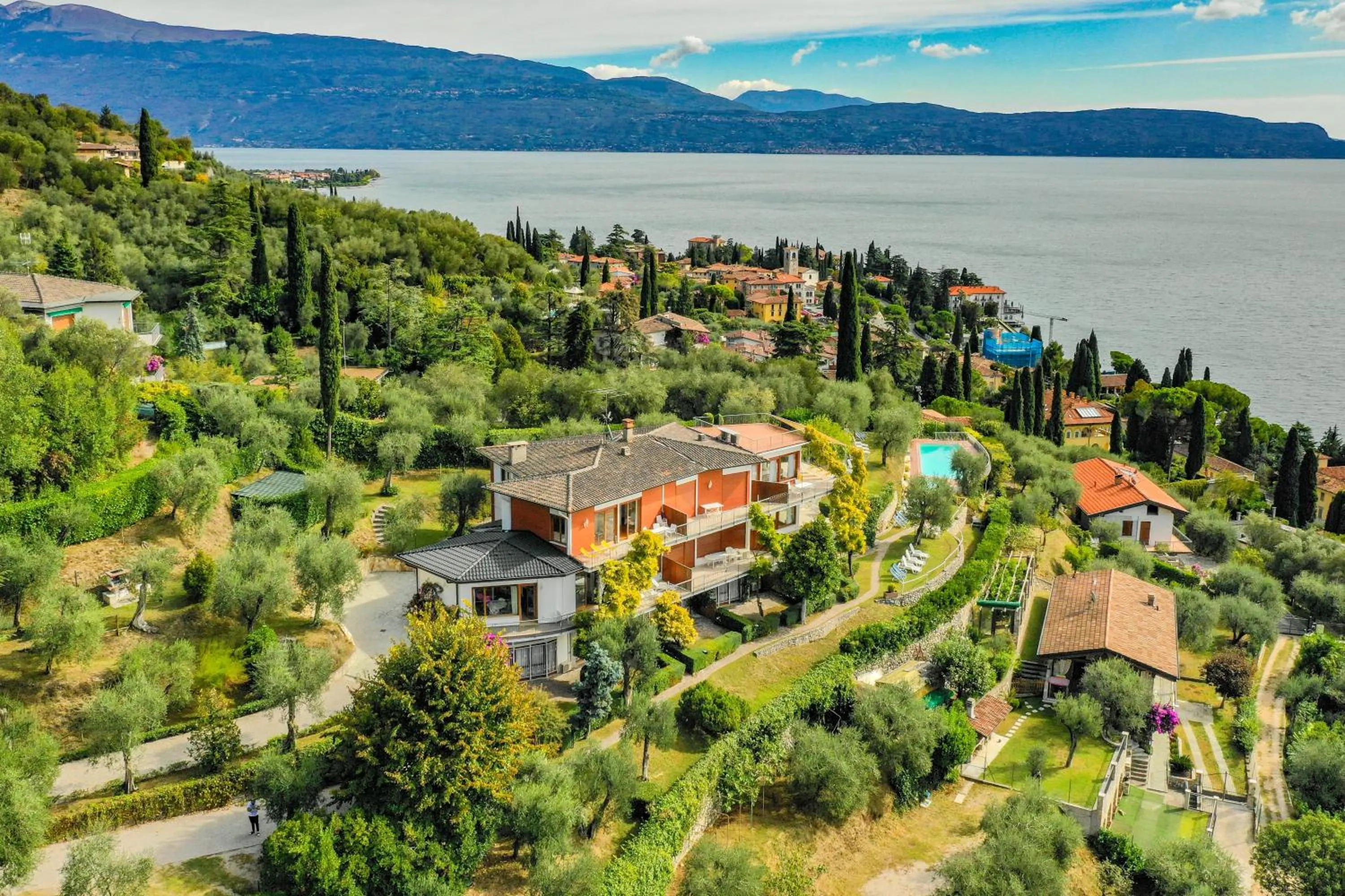 Property building in La Villa Fasano