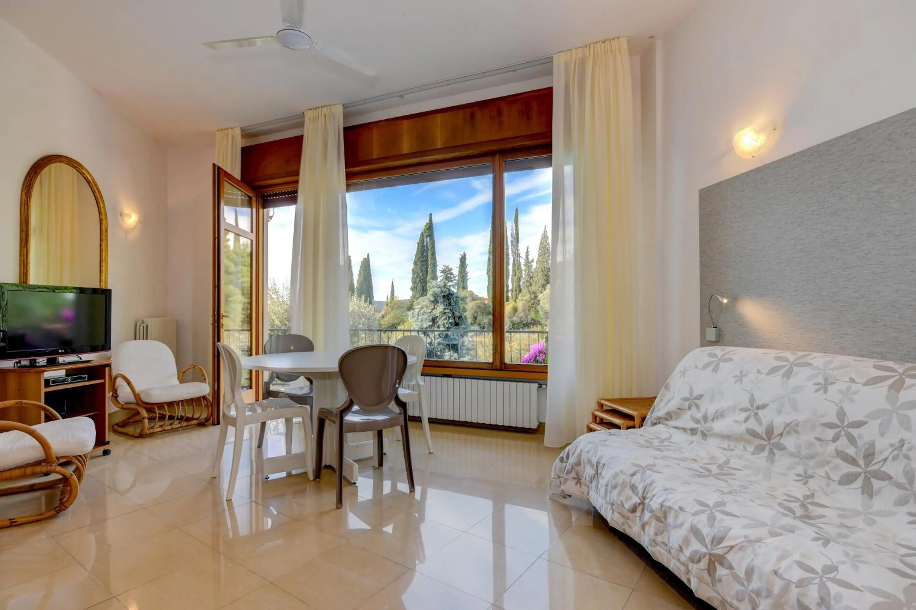 Bed in La Villa Fasano