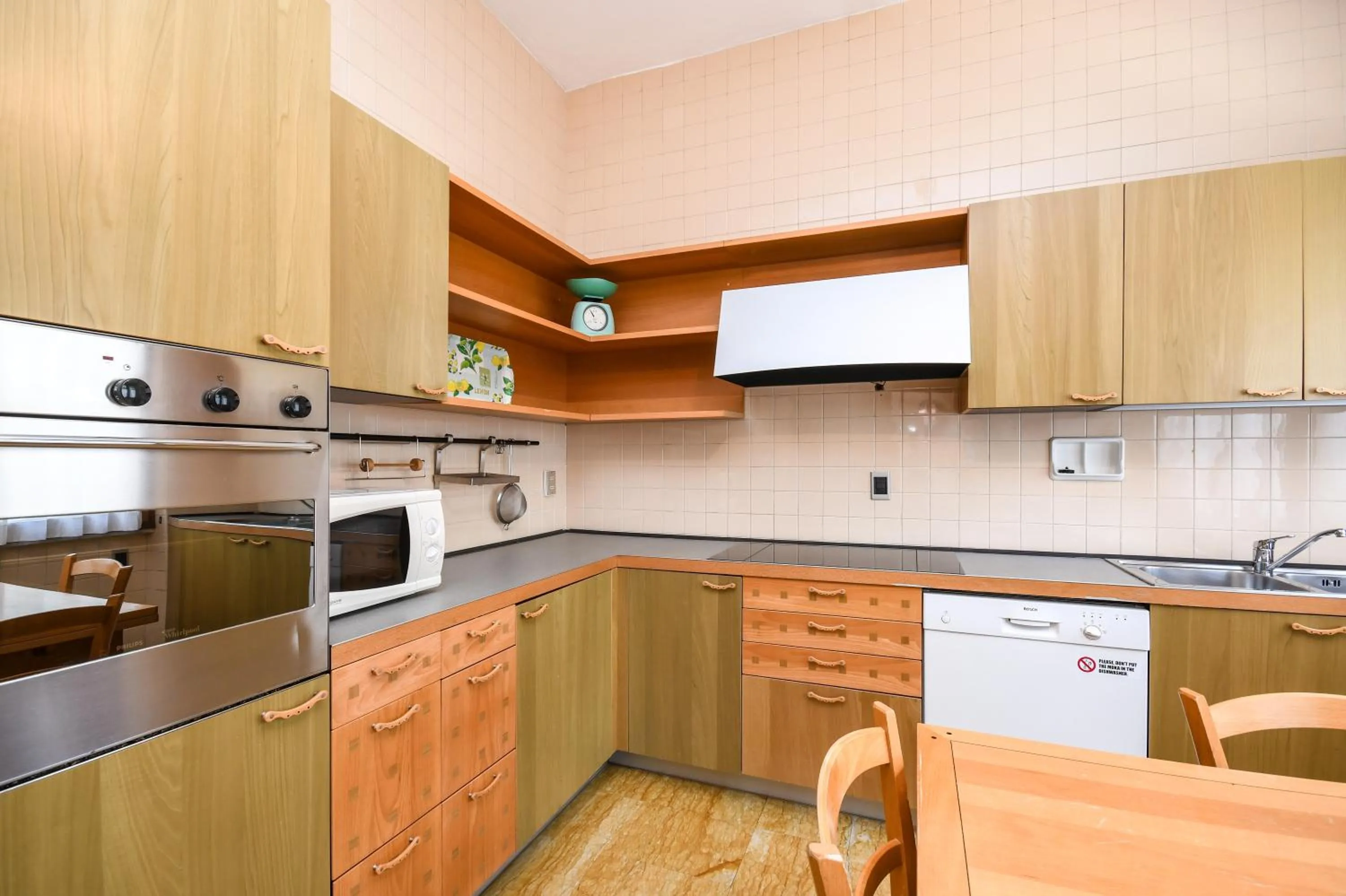 Kitchen or kitchenette in La Villa Fasano