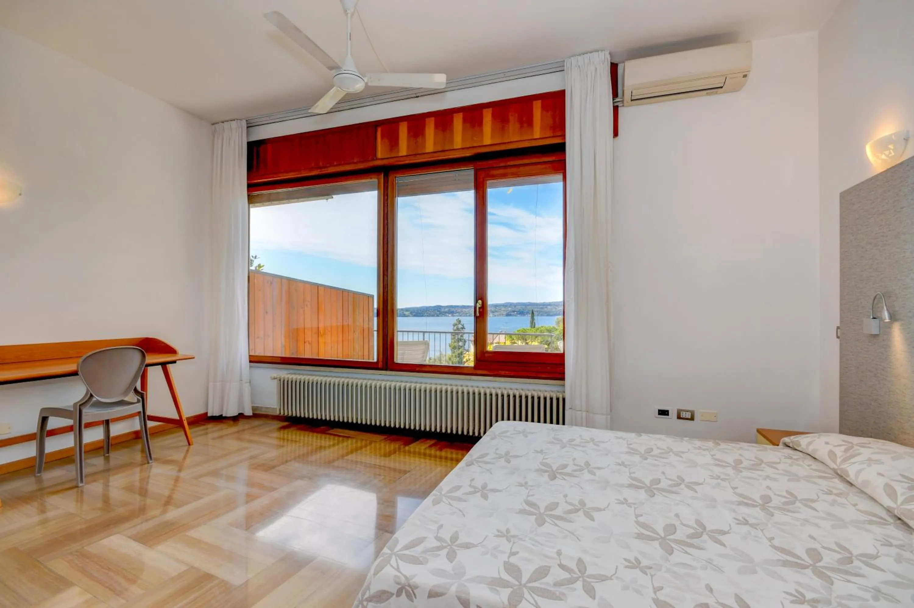 Bed in La Villa Fasano