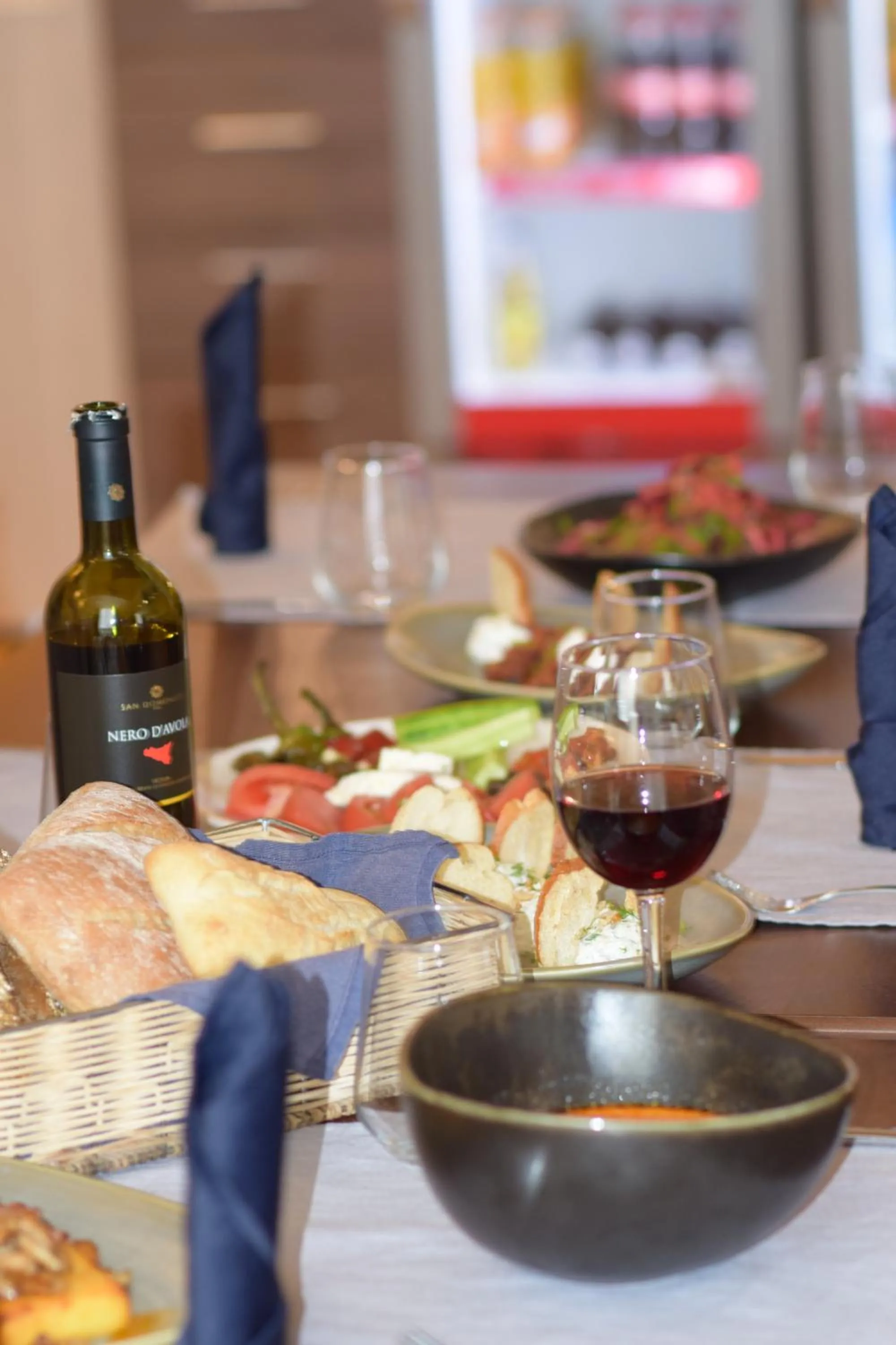 Restaurant/places to eat in The Lodge Hotel