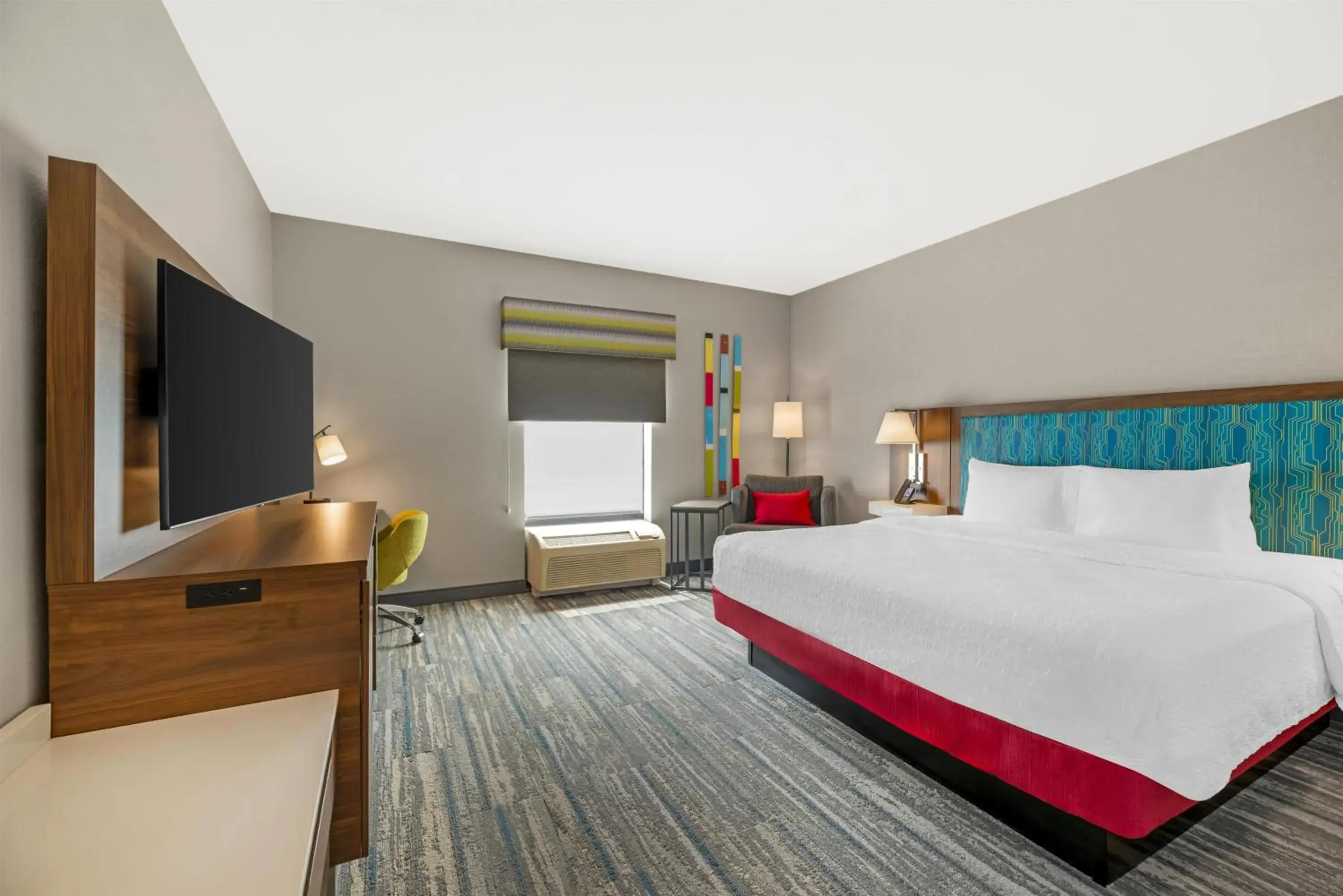 King Room with King Bed - Non-Smoking in Hampton Inn Junction City King Room with King Bed - Non-Smoking in Hampton Inn Junction City