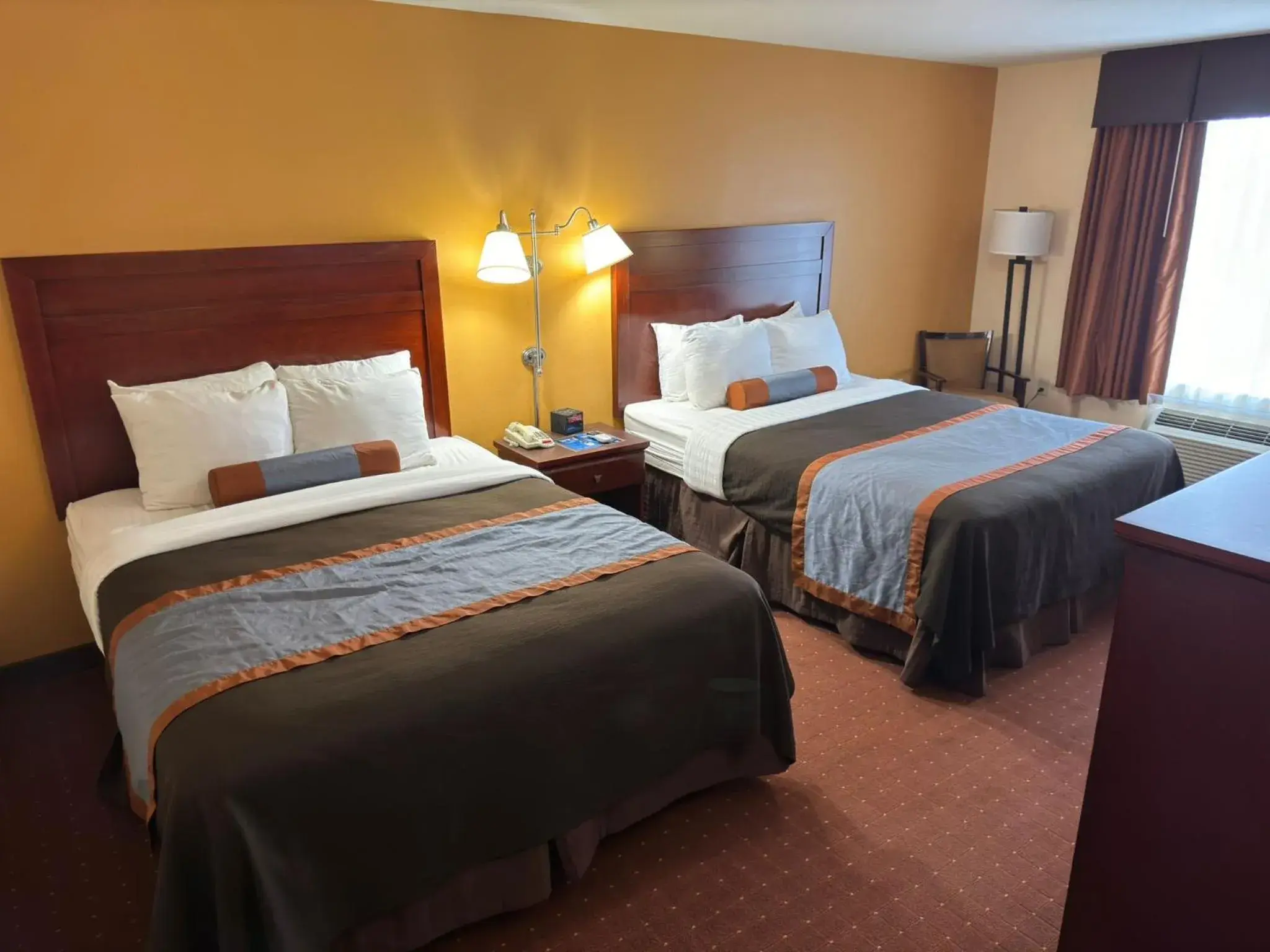 Photo of the whole room, Bed in Americas Best Value Inn Saint Robert/Fort Leonard Wood Photo of the whole room, Bed in Americas Best Value Inn Saint Robert/Fort Leonard Wood