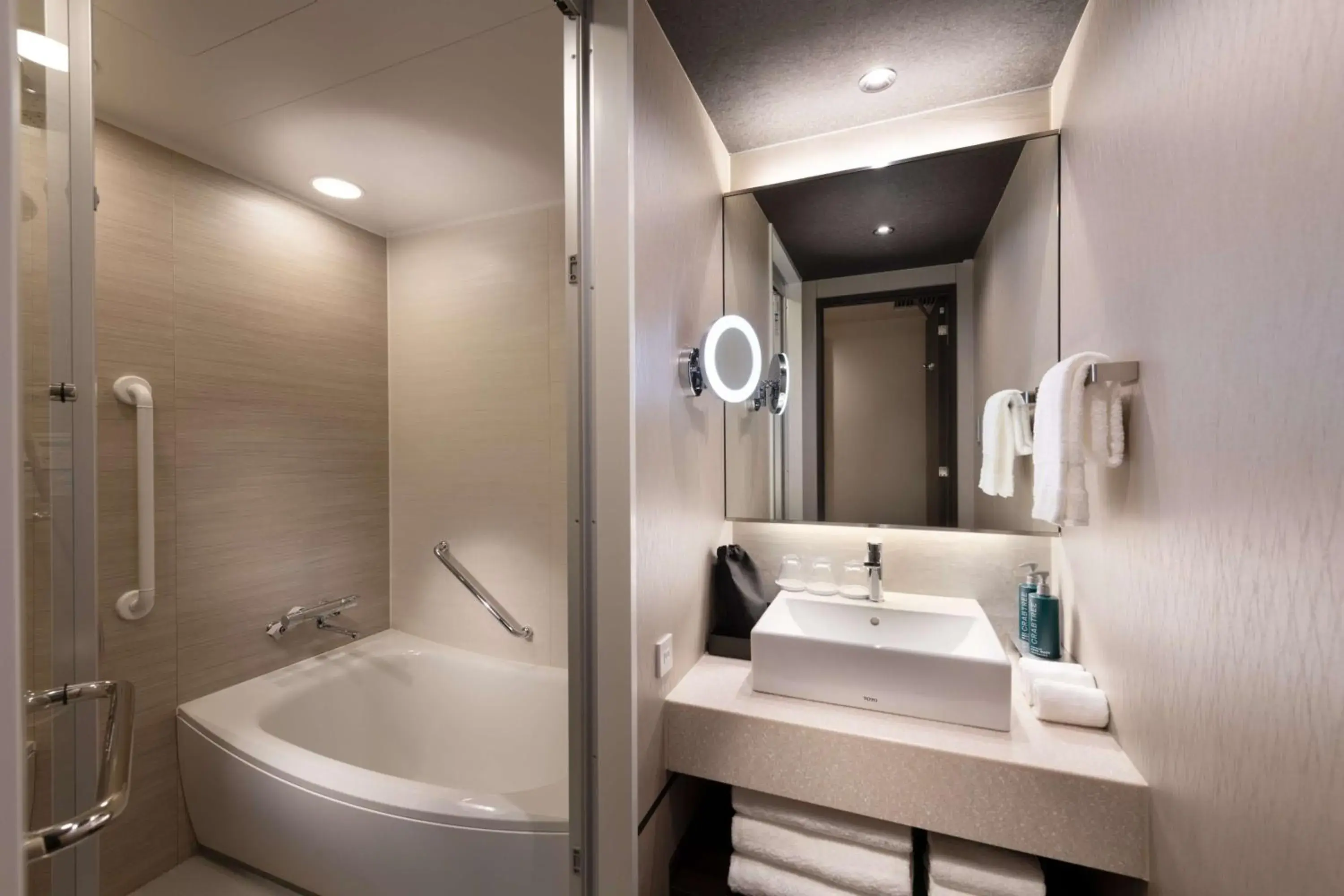 Shower, Bathroom in Daiwa Royal Hotel Grande Kyoto