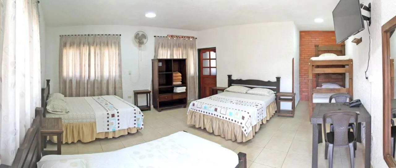 Photo of the whole room, Bed in Hotel Campestre UMPALÁ