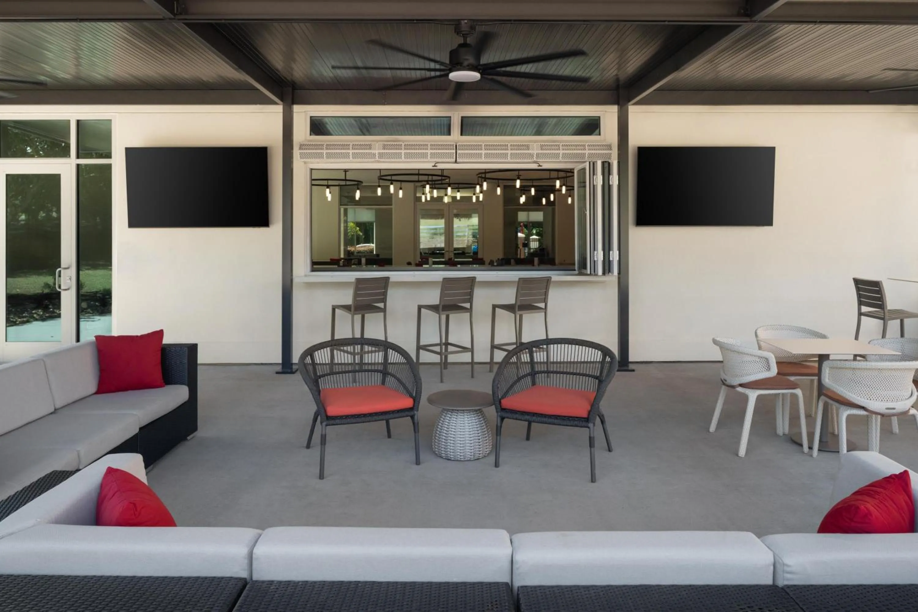 Restaurant/places to eat in Hilton Garden Inn Rock Hill