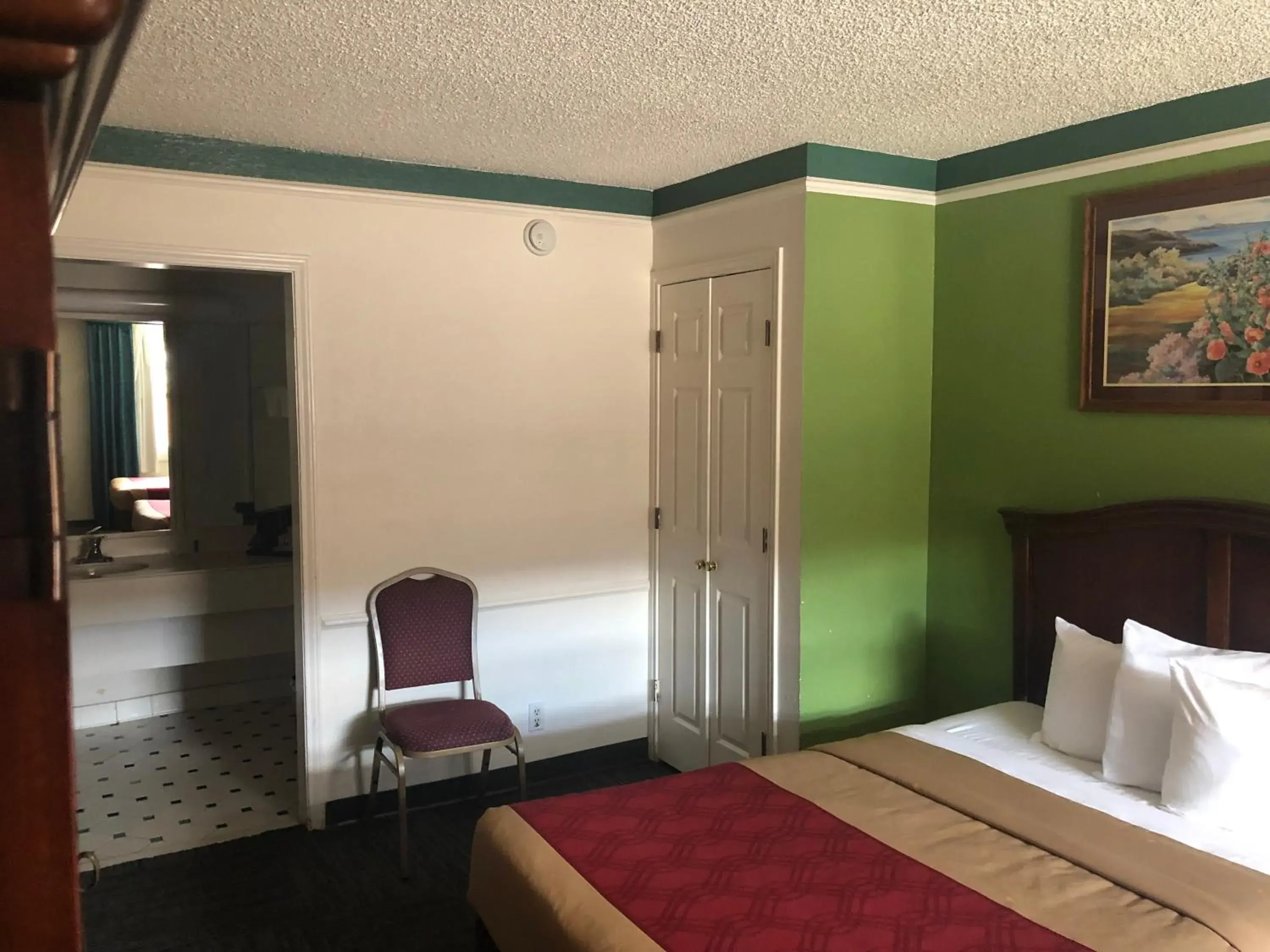 Area and facilities, Bed in Americas Best Value Inn Denver