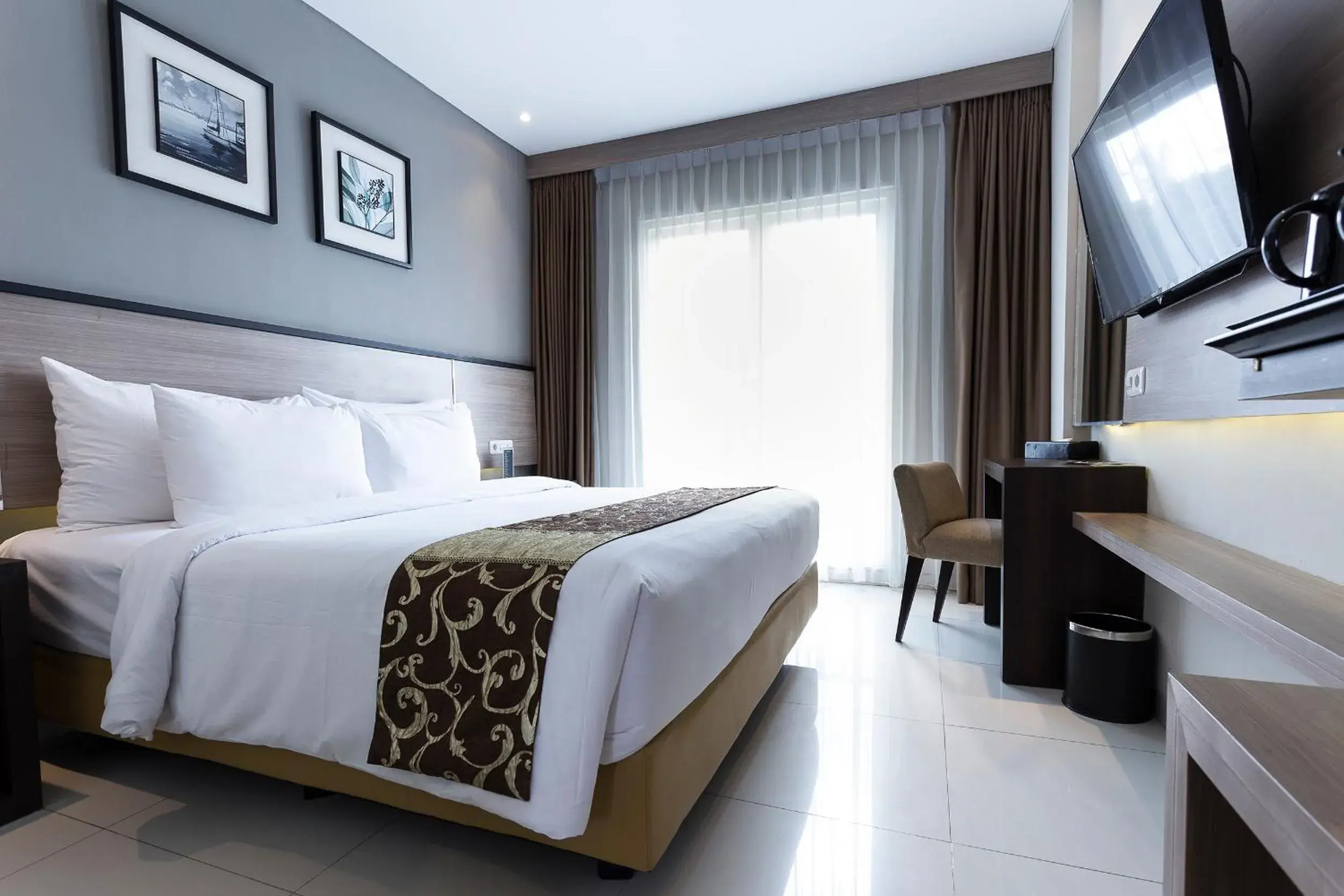 TV and multimedia, Bed in Montana Premier Senggigi TV and multimedia, Bed in Montana Premier Senggigi