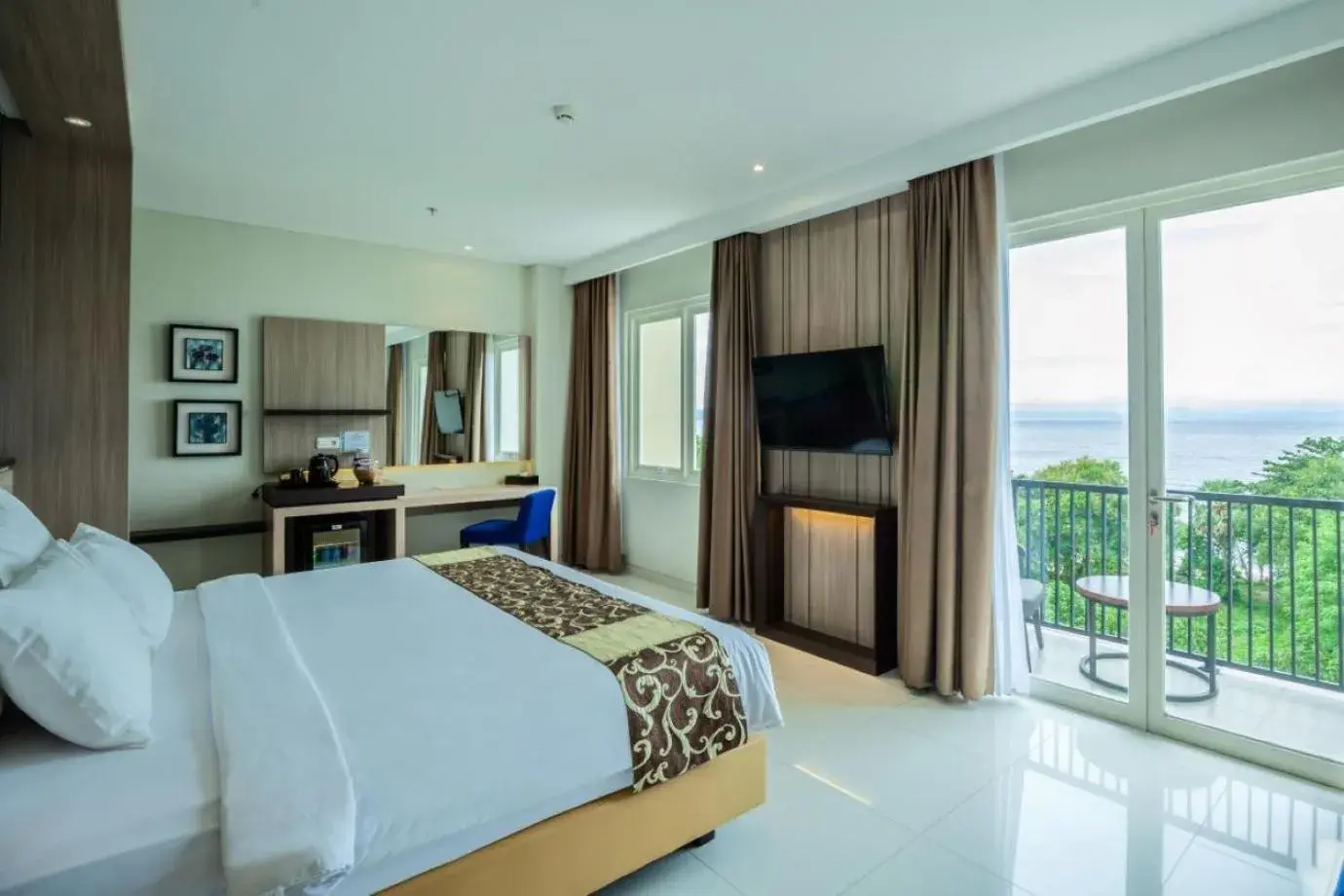 Property building, Bed in Montana Premier Senggigi Property building, Bed in Montana Premier Senggigi
