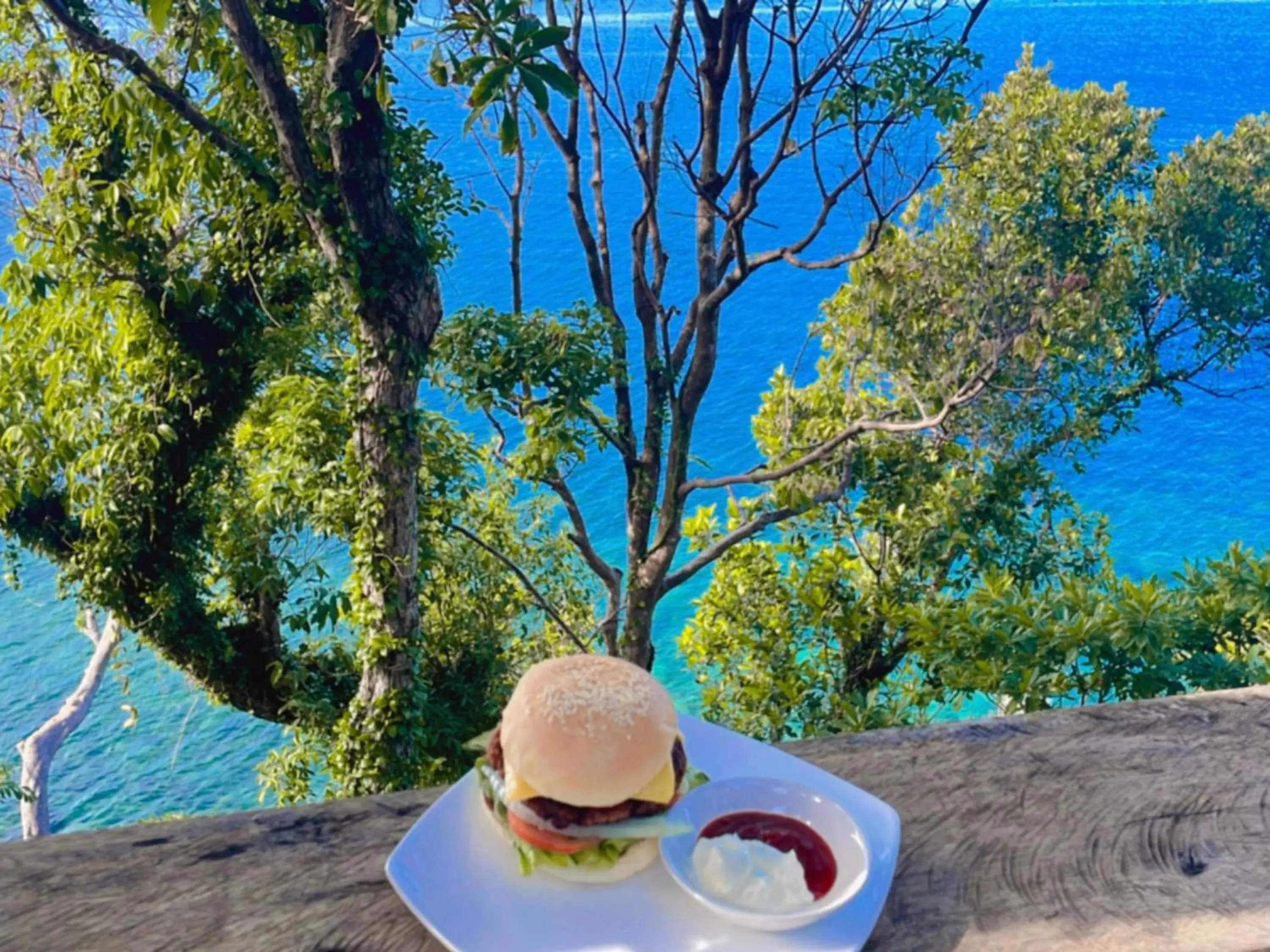 Food in The Cliff Hostel, M'Pay Bay Food in The Cliff Hostel, M'Pay Bay