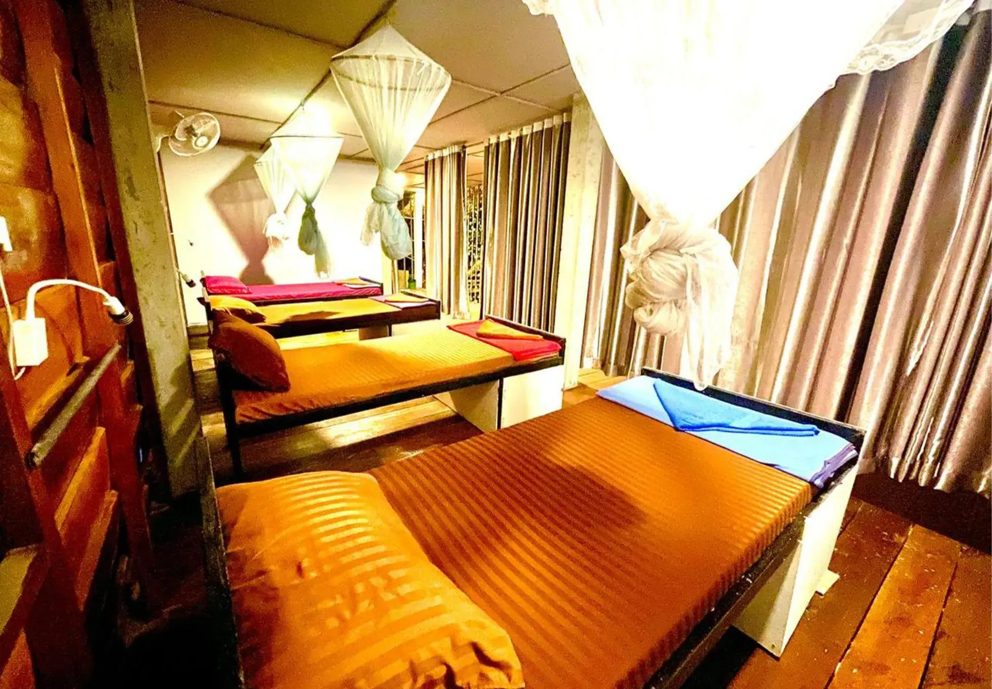 Bed in The Cliff Hostel, M'Pay Bay Bed in The Cliff Hostel, M'Pay Bay