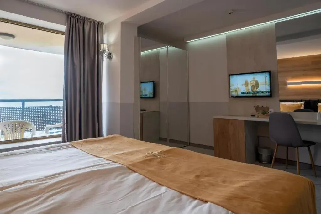 Bedroom, Bed in Havana Hotel - All Inclusive Bedroom, Bed in Havana Hotel - All Inclusive